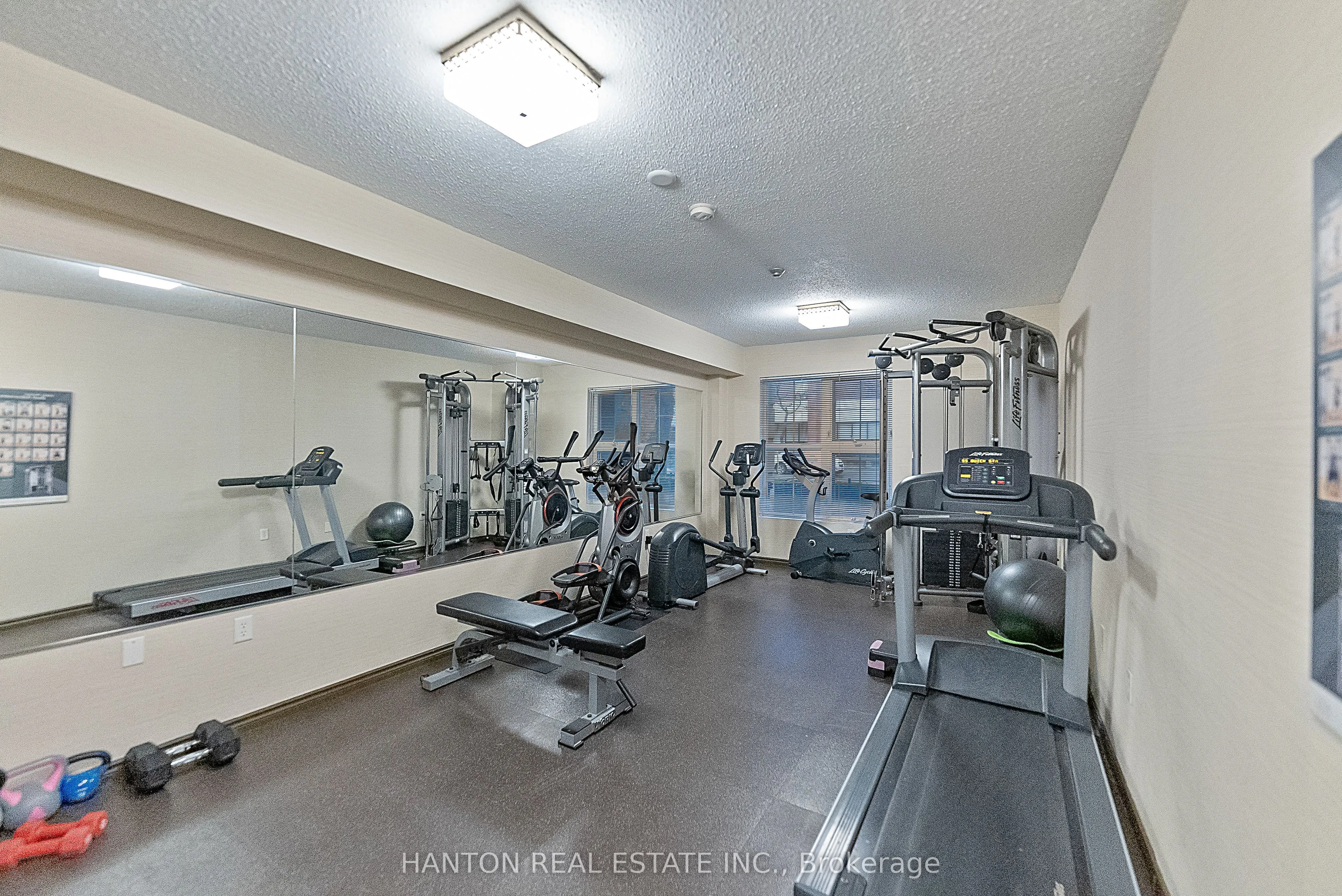 77 Mcmurrich Street, #403