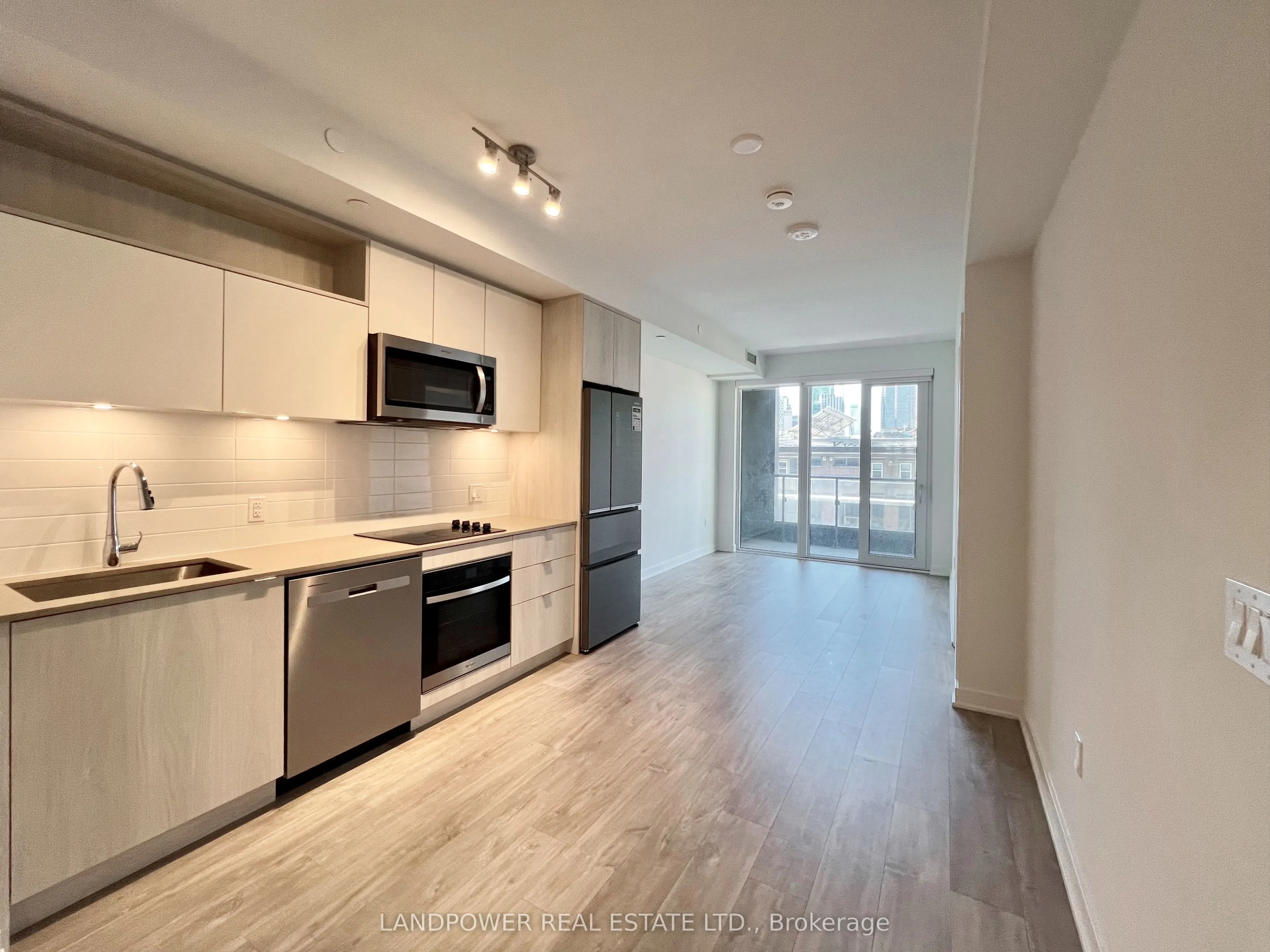 135 Lower Sherbourne Street, #662