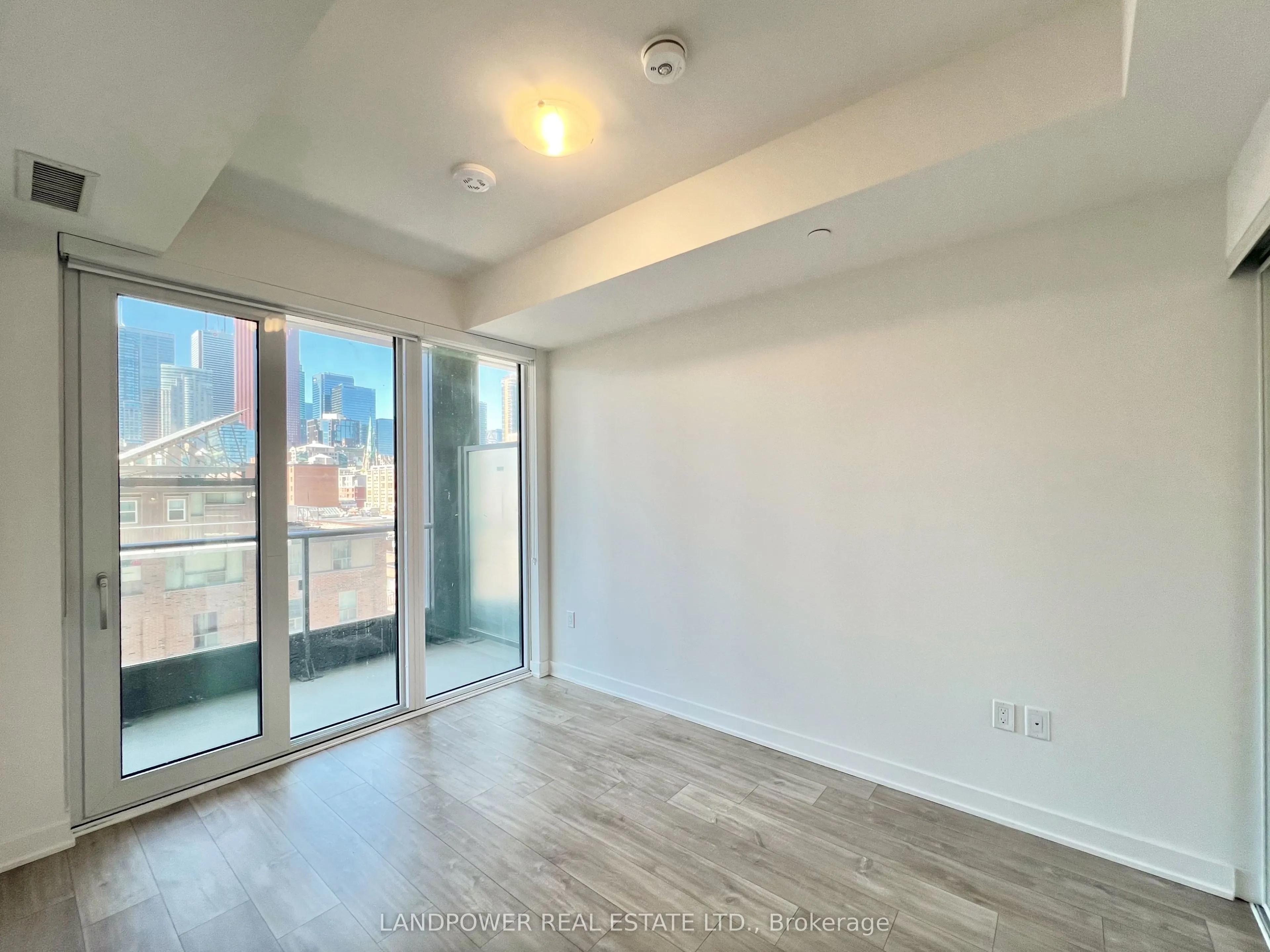 135 Lower Sherbourne Street, #662