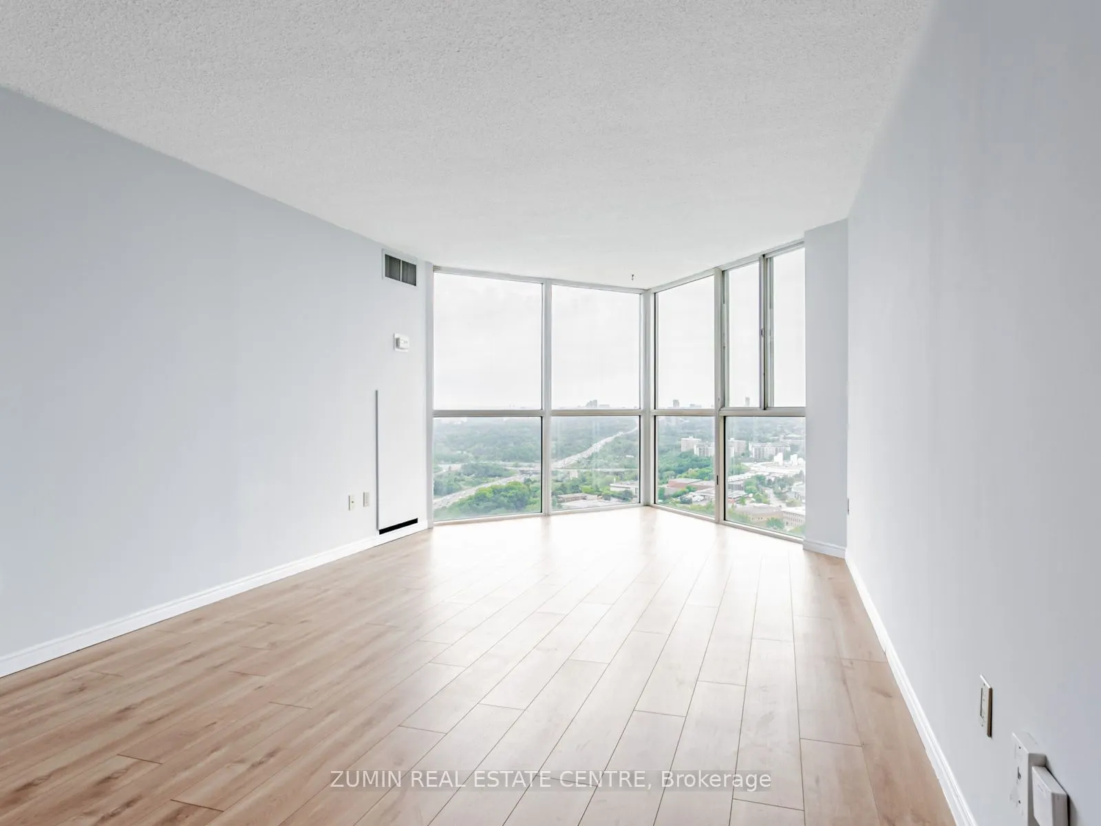 7 Concorde Place, #3312