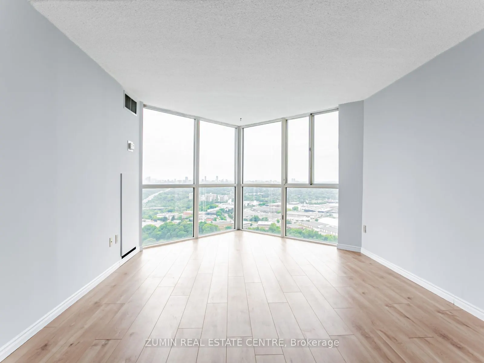 7 Concorde Place, #3312