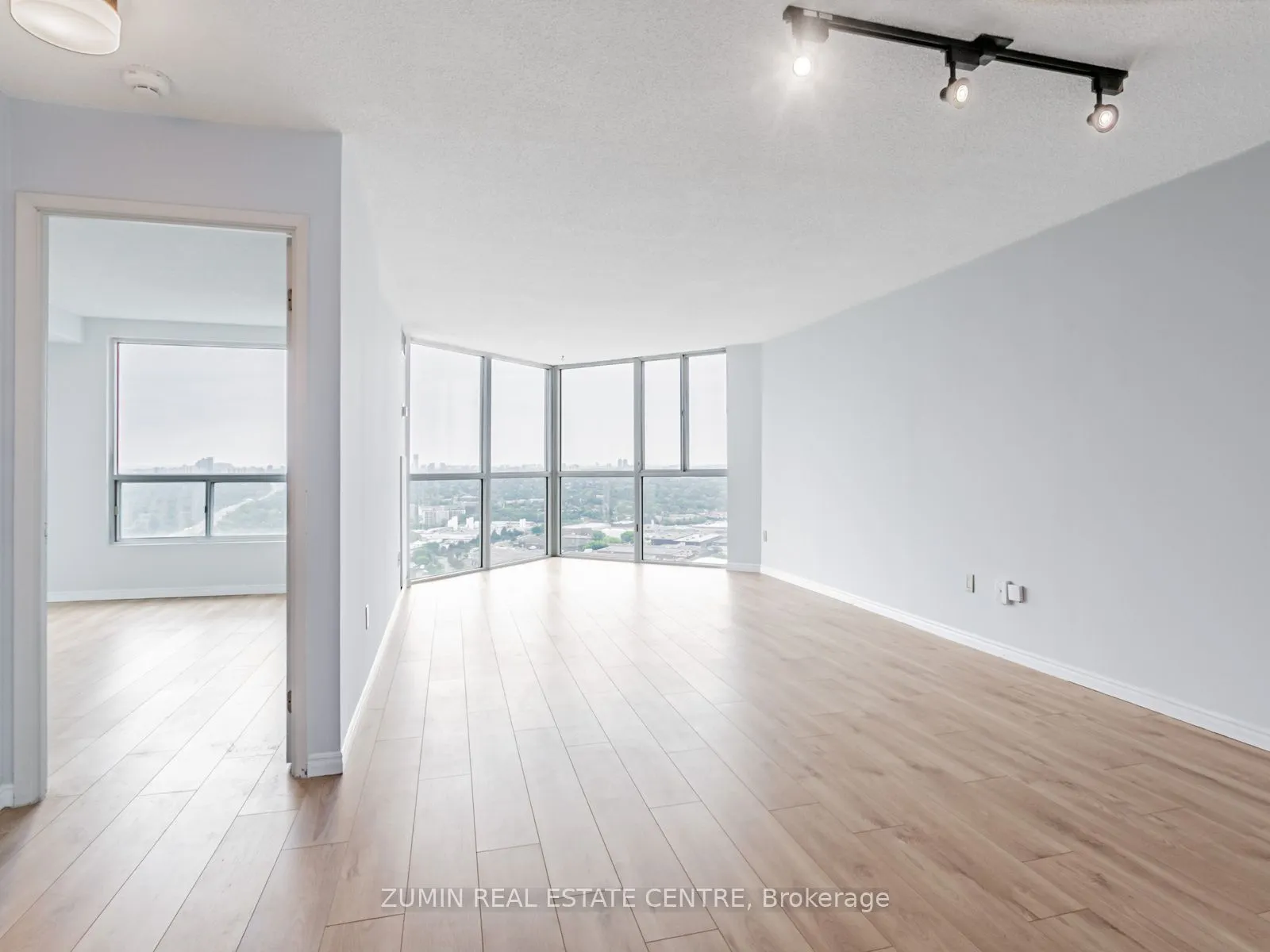 7 Concorde Place, #3312