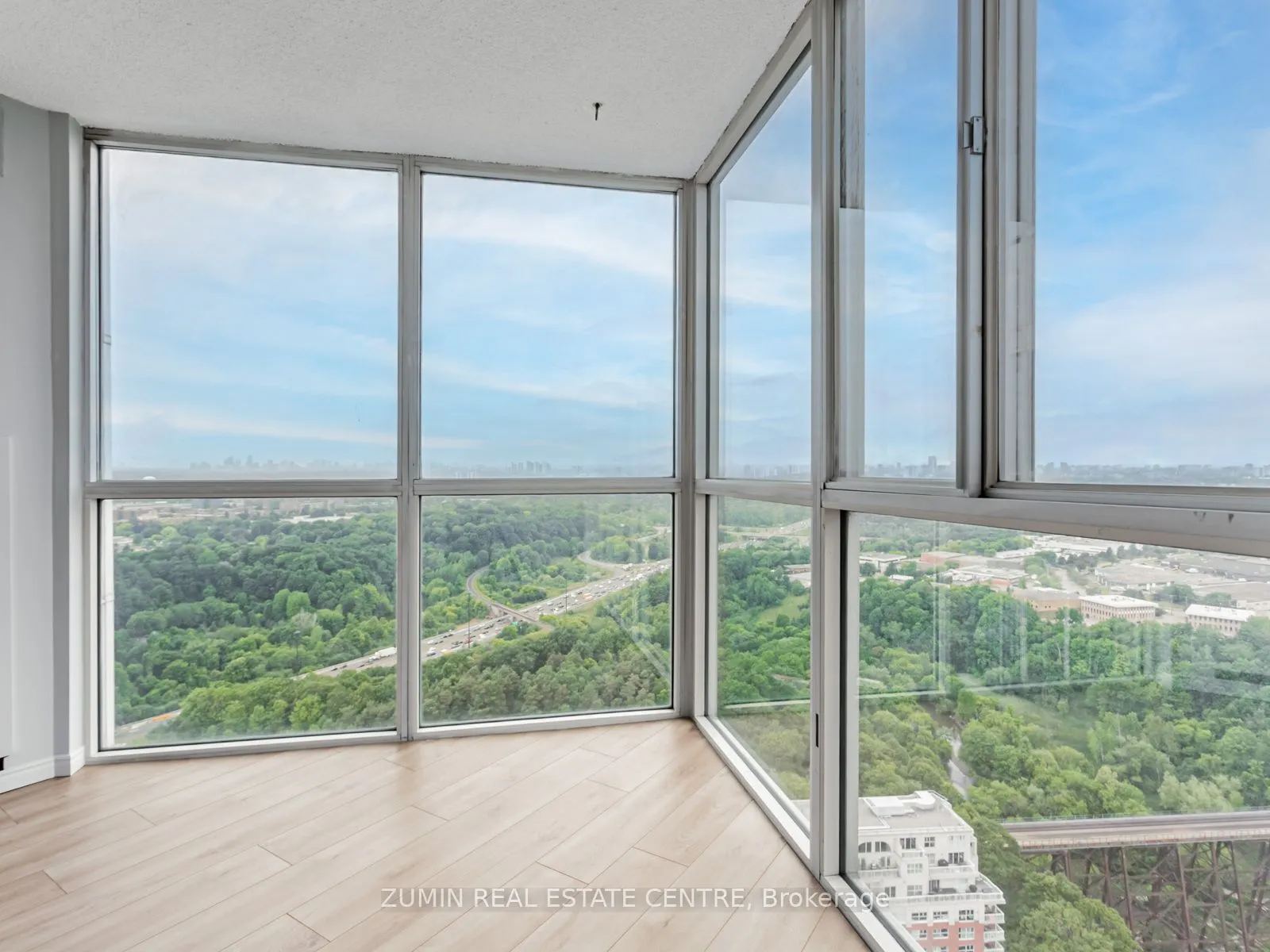 7 Concorde Place, #3312