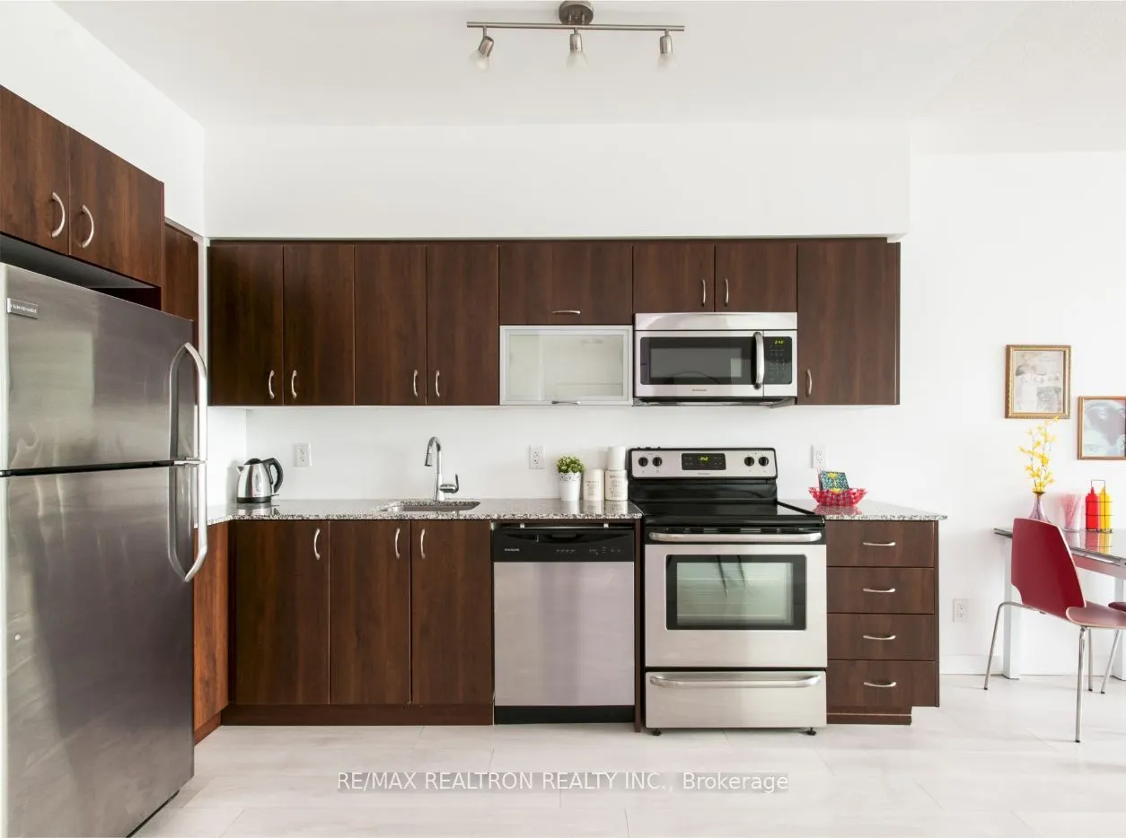 150 East Liberty Street, #1514