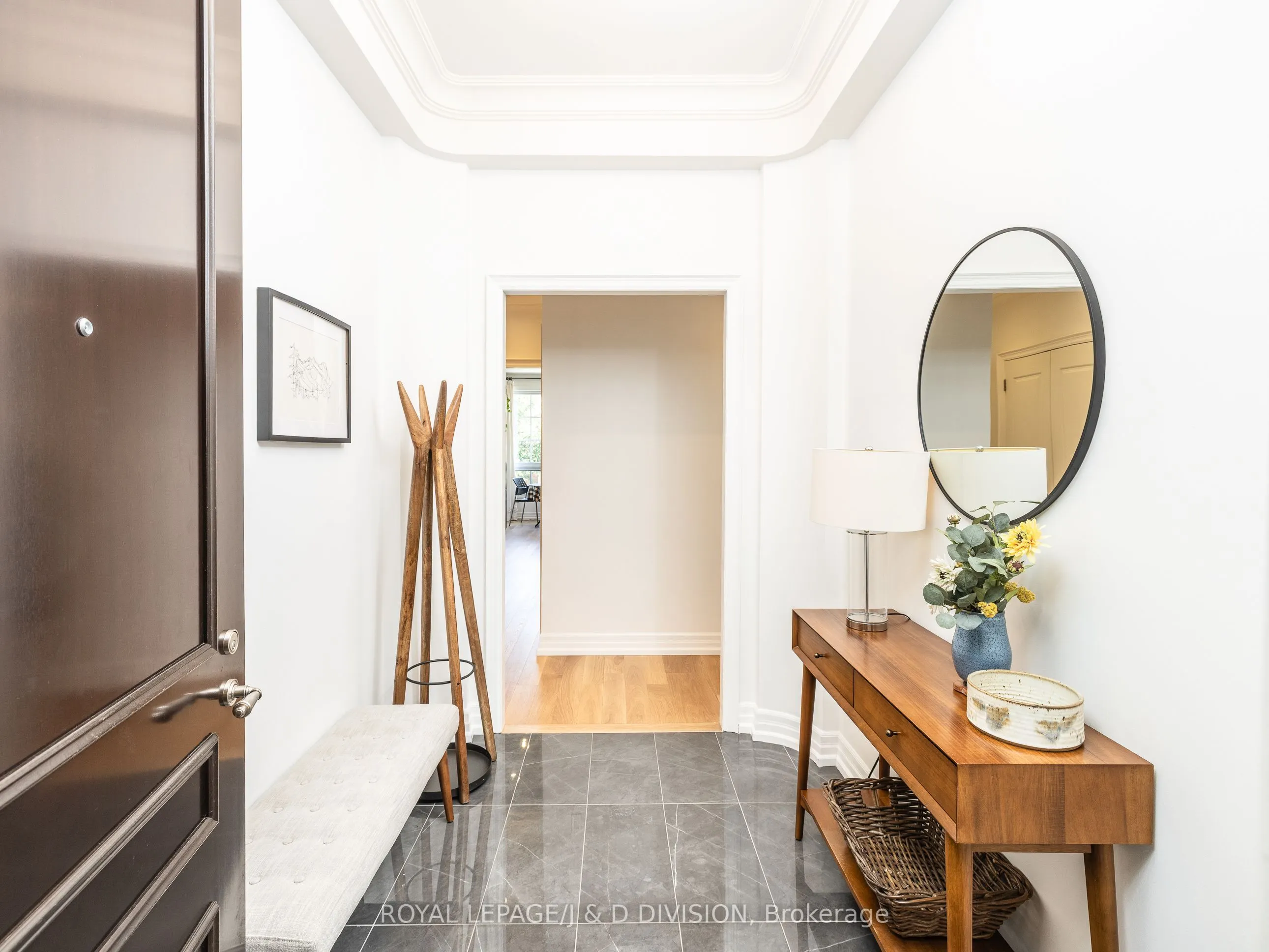 20 Burkebrook Place, #334