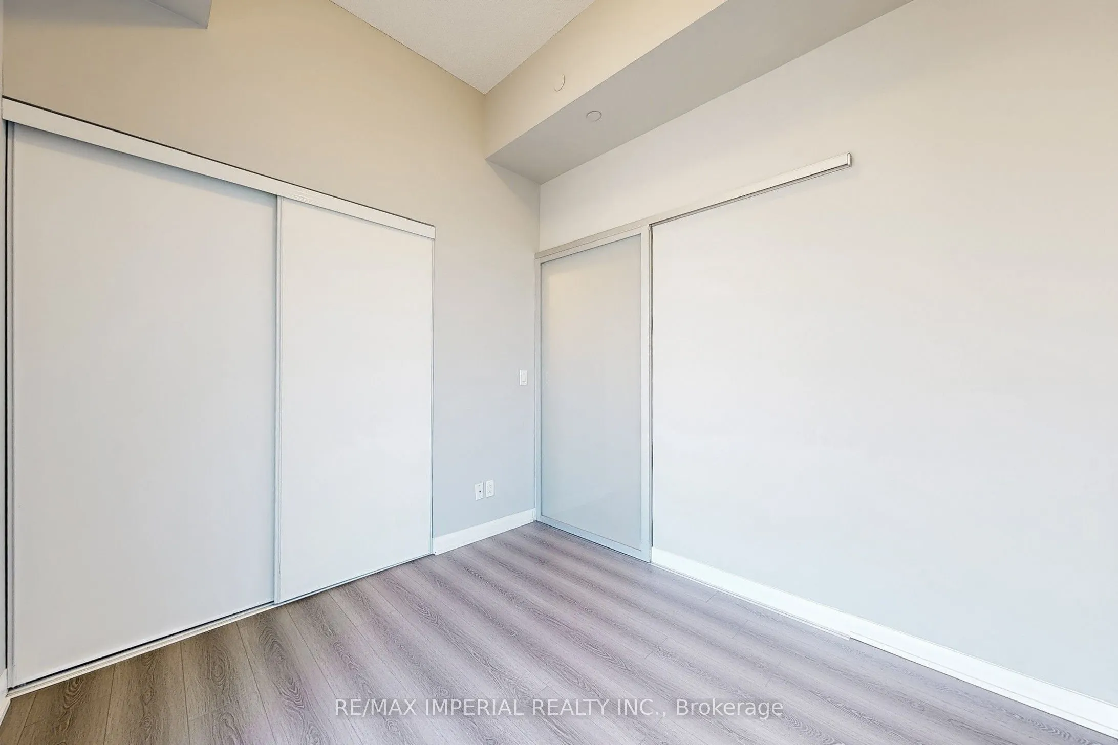 435 Richmond Street W, #Ph104