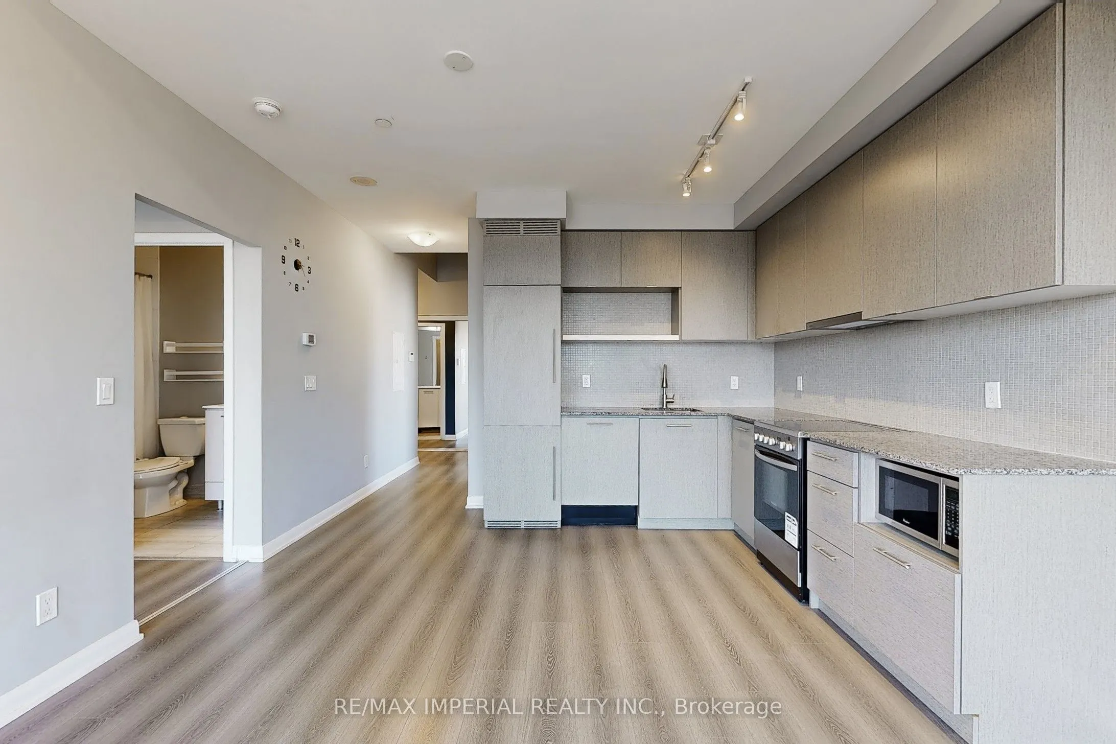 435 Richmond Street W, #Ph104