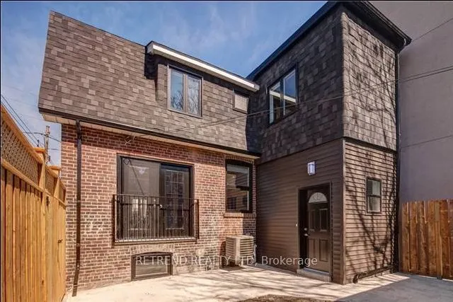 892 Palmerston Avenue, #Upper