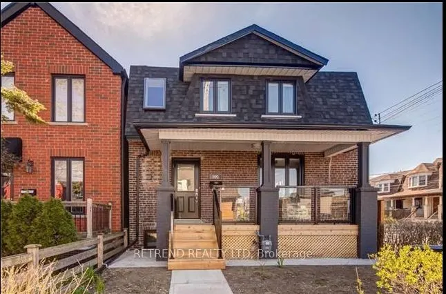892 Palmerston Avenue, #Upper