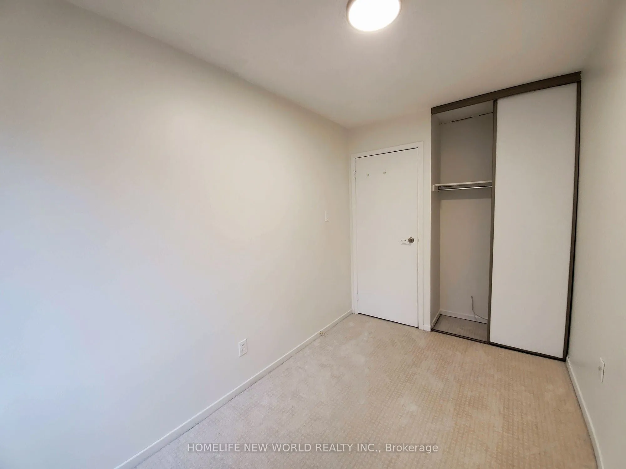 29 LONG BOAT Avenue