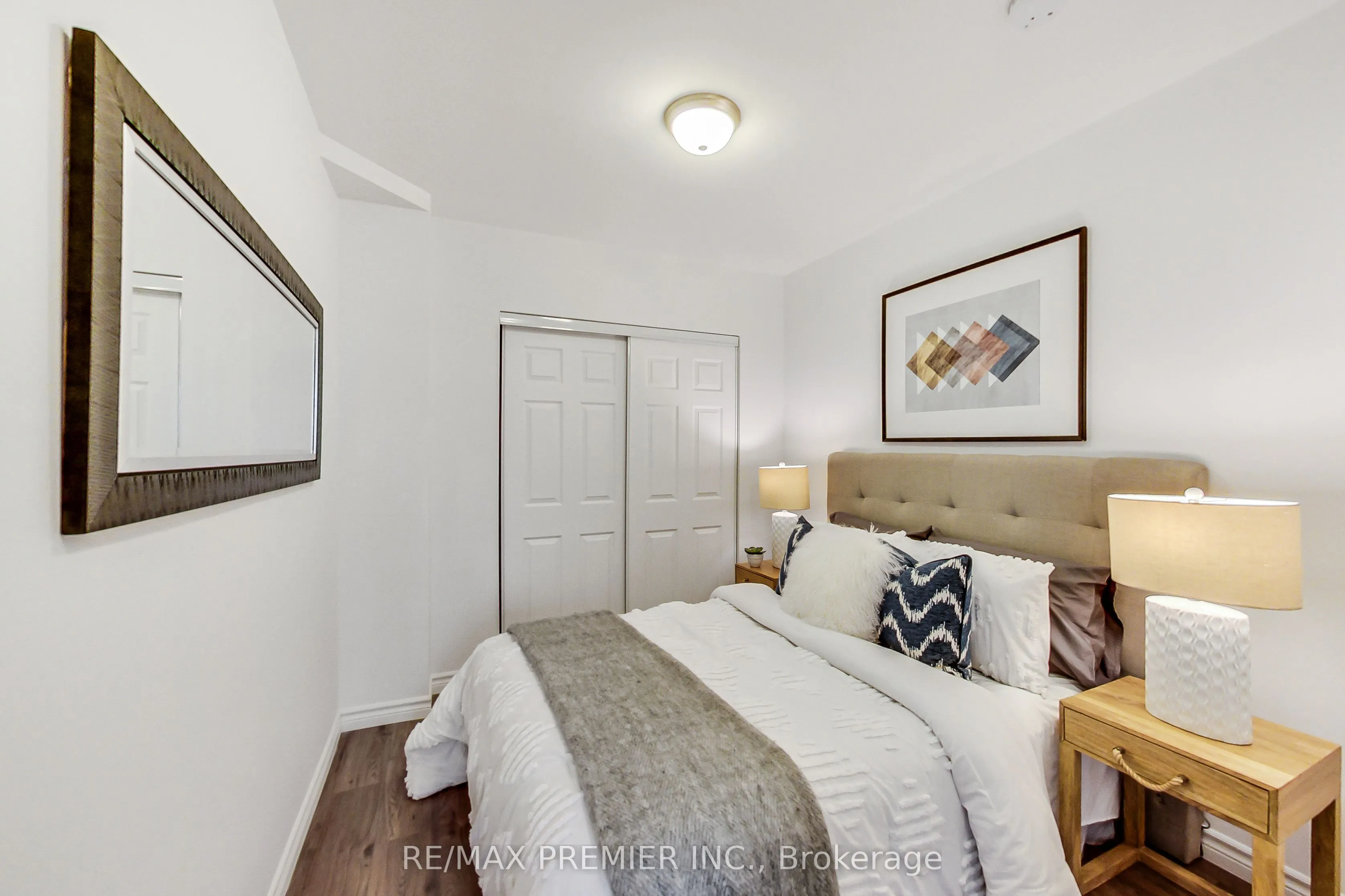 15 Maplewood Avenue, #1102