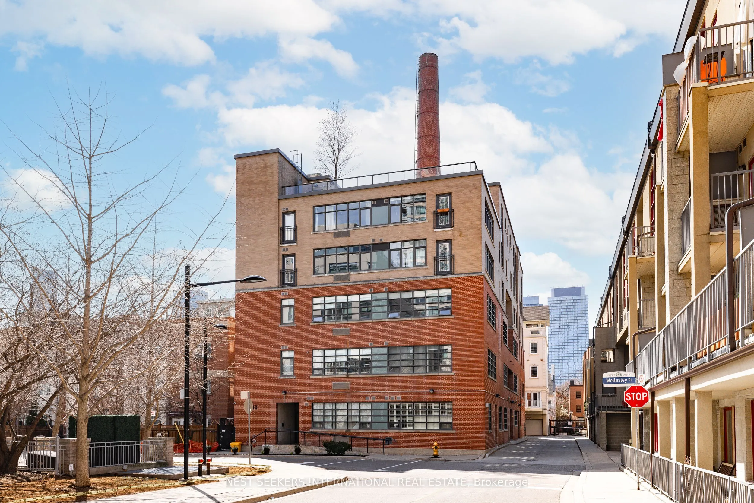 10 Wellesley Place, #302
