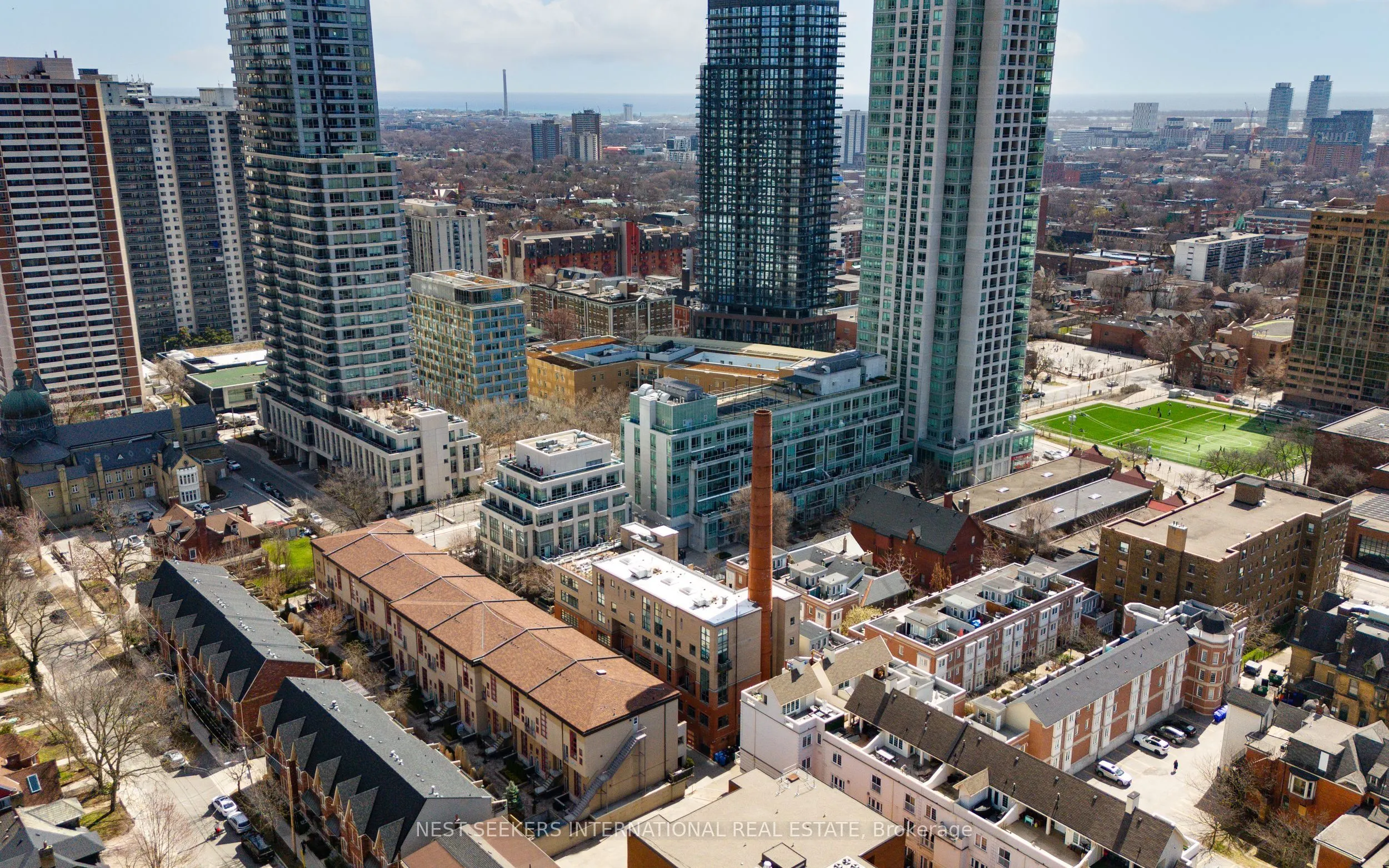 10 Wellesley Place, #302