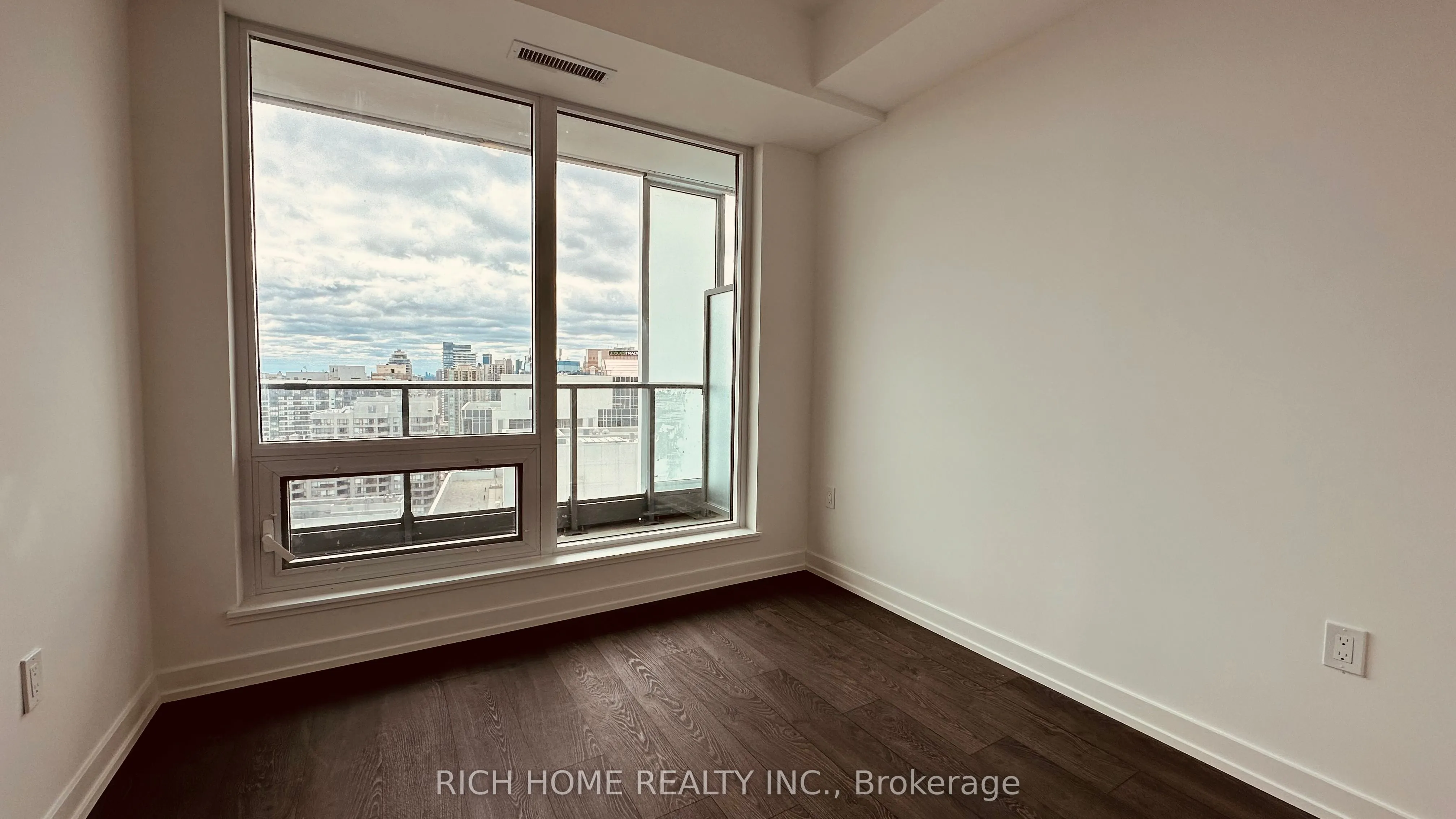 8 Olympic Garden Drive, #2504