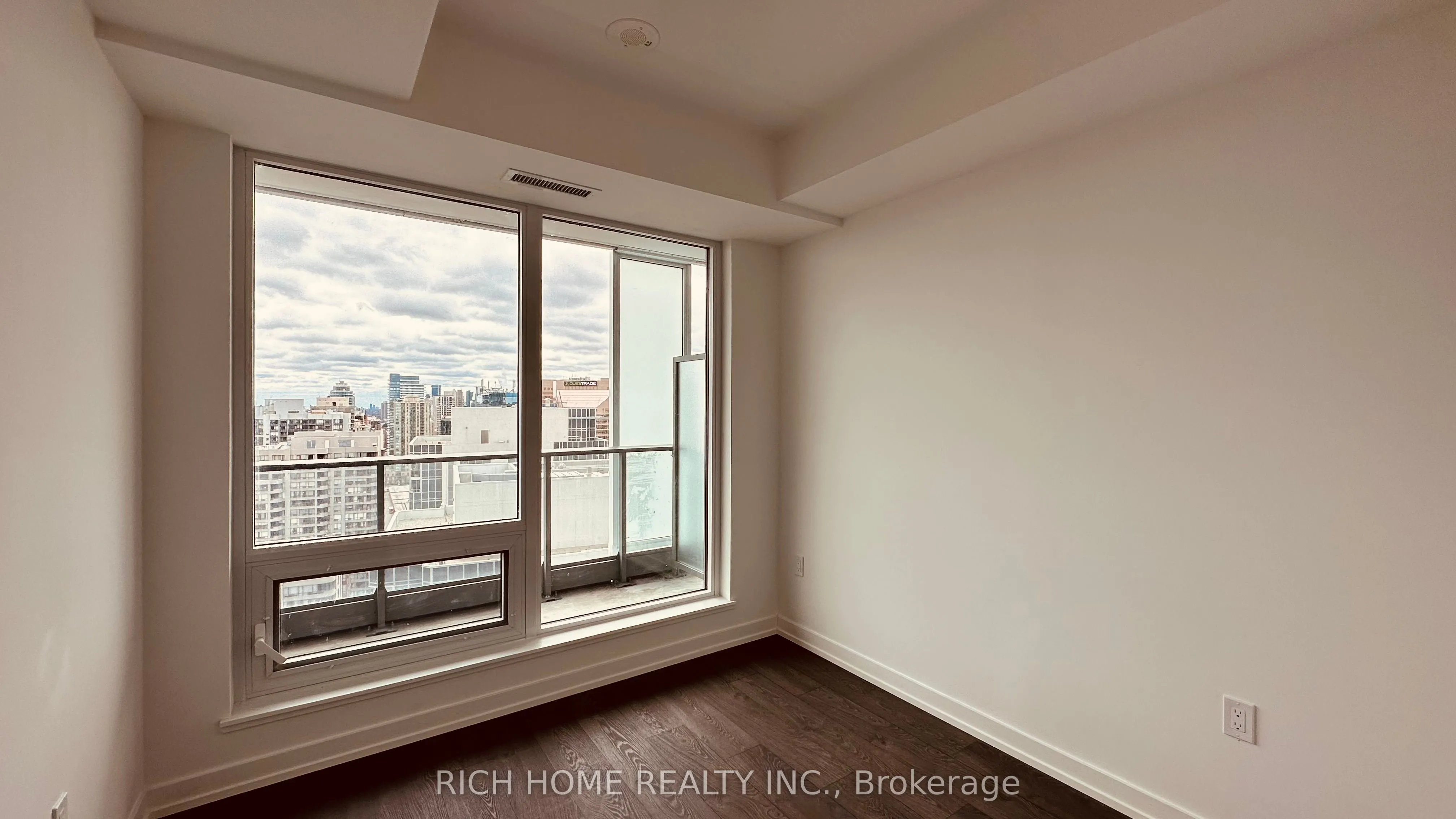 8 Olympic Garden Drive, #2504