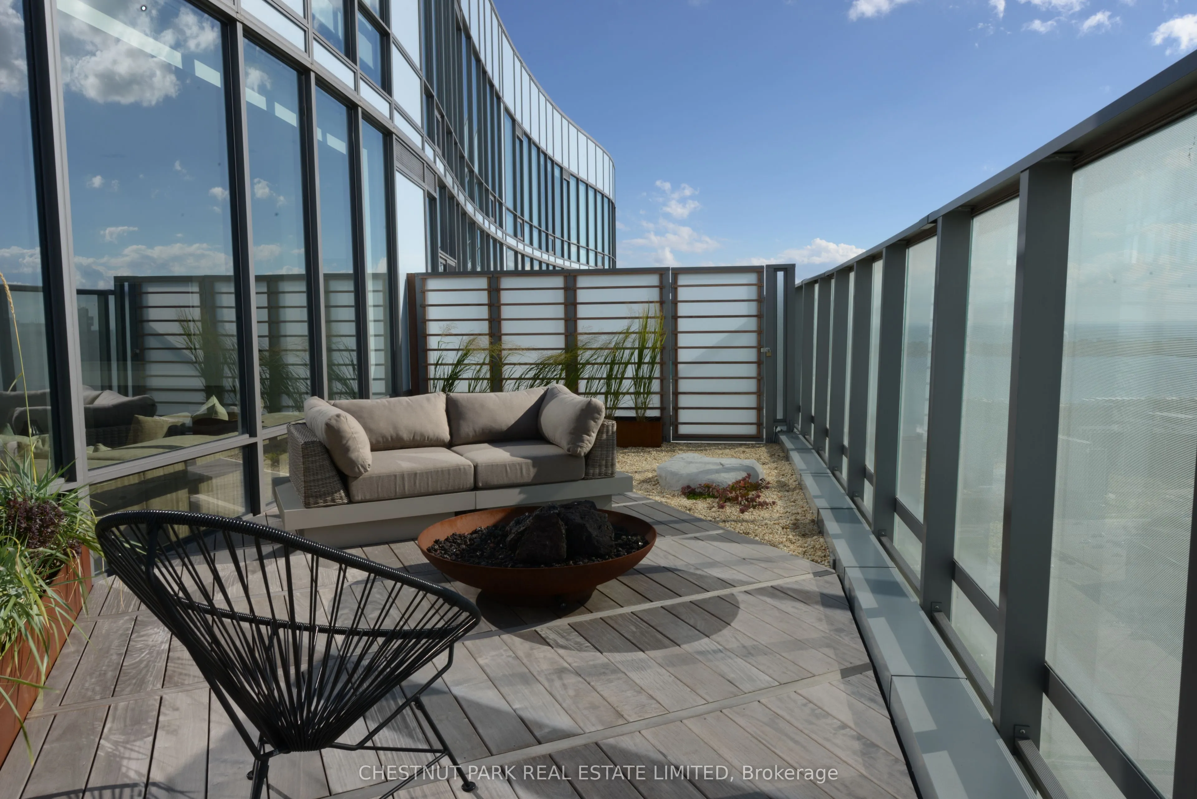 1 Market Street, #3302