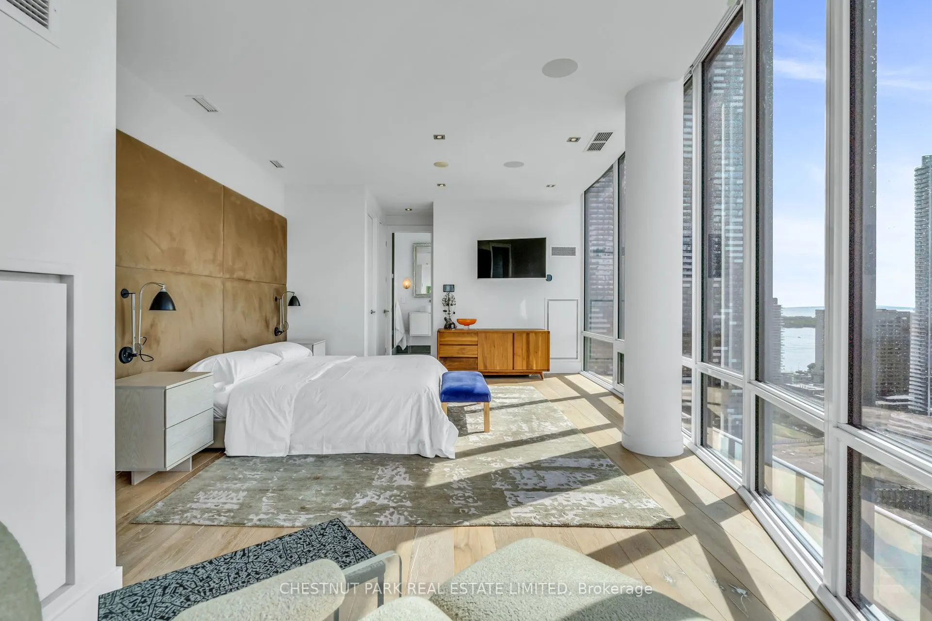 1 Market Street, #3302
