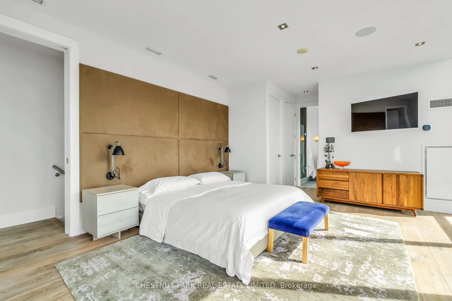 1 Market Street, #3302
