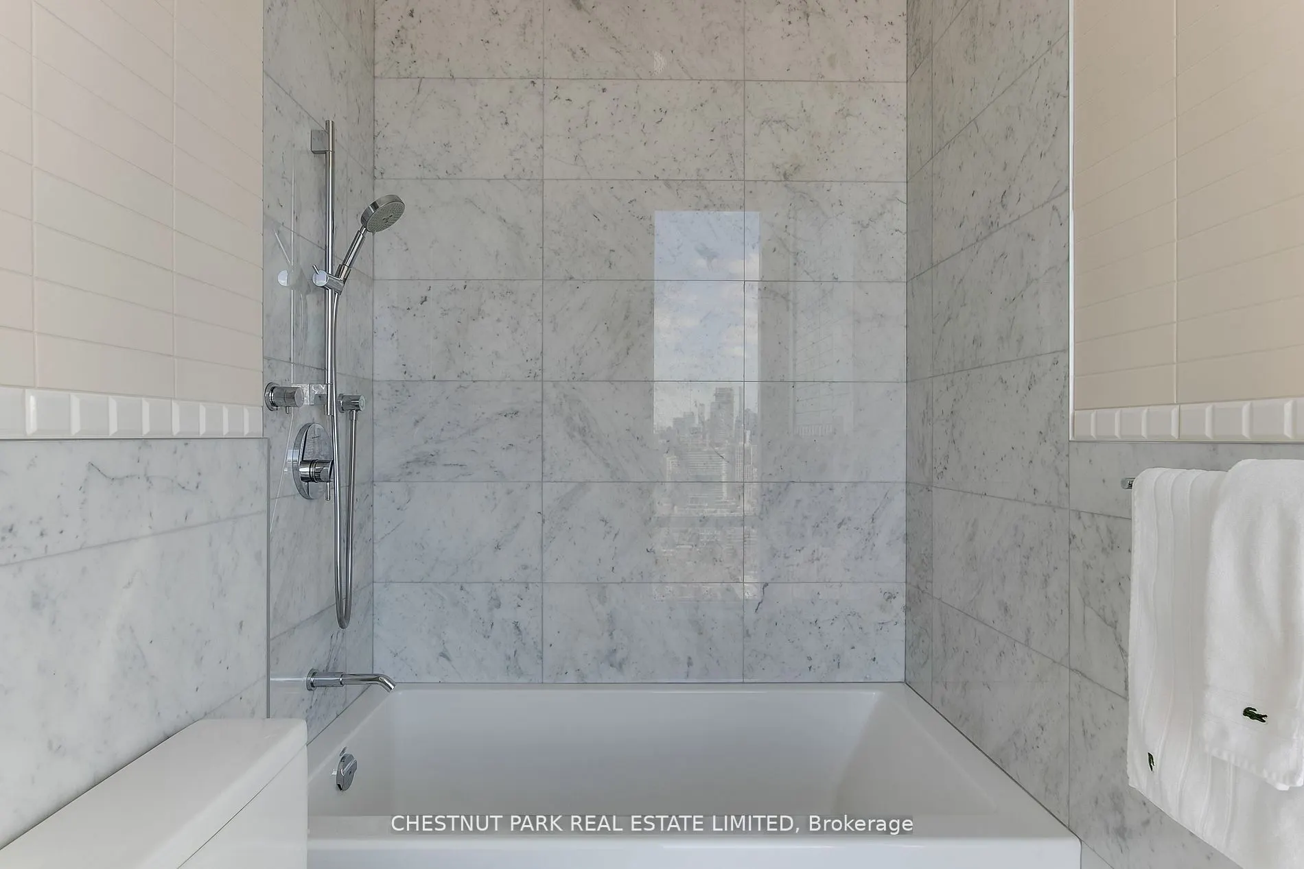 1 Market Street, #3302