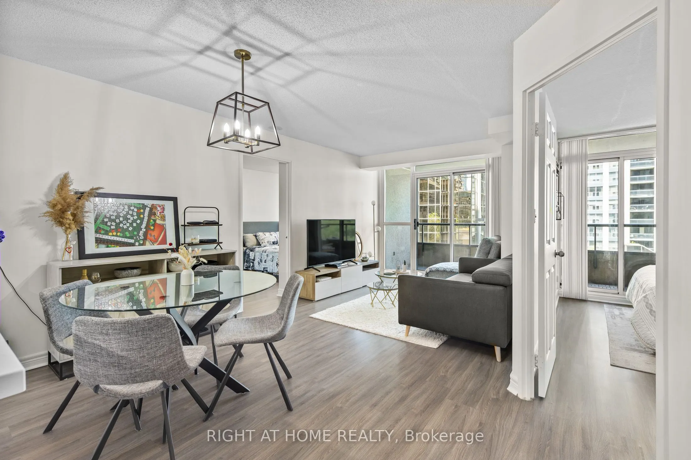 23 Hollywood Avenue, #503