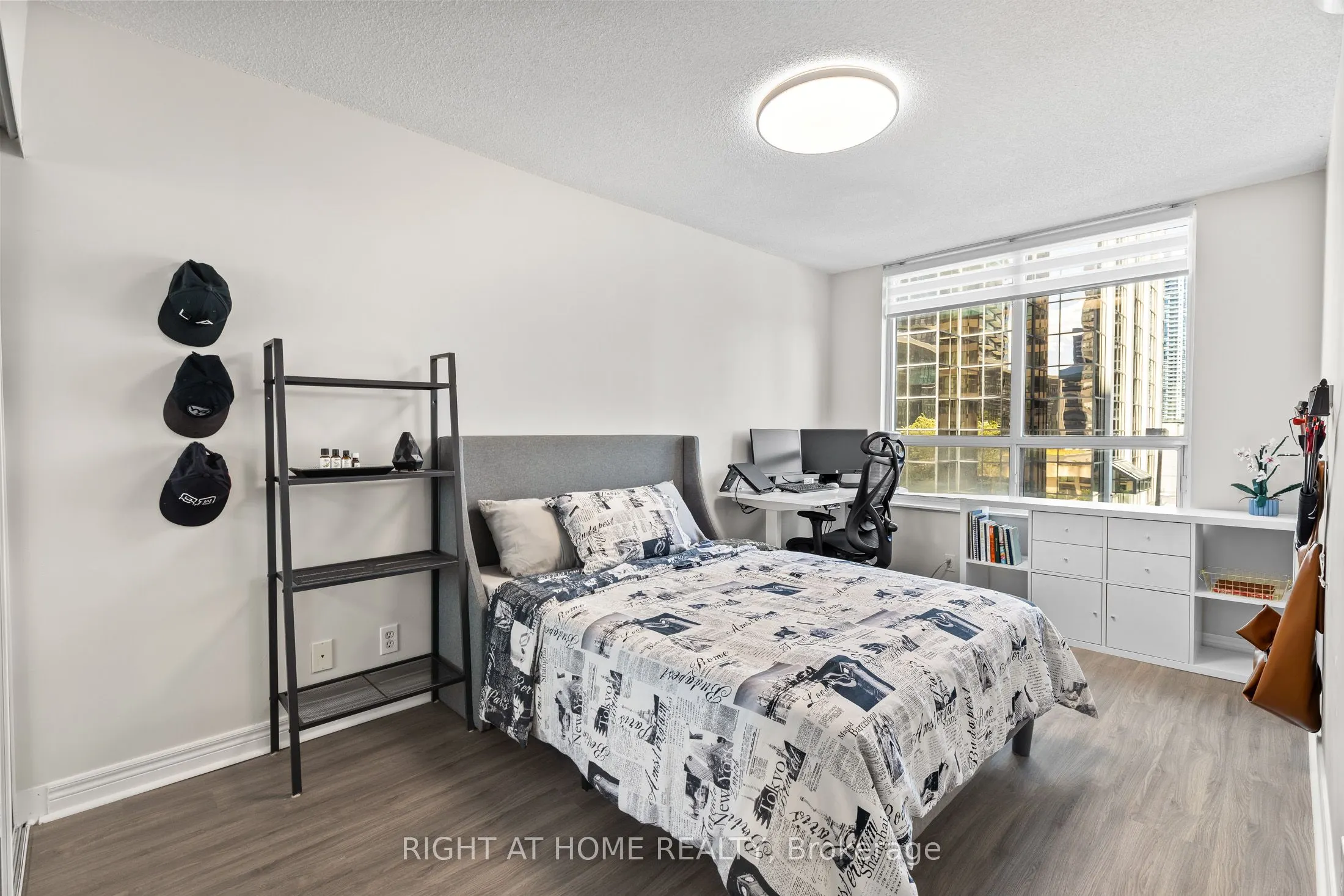 23 Hollywood Avenue, #503