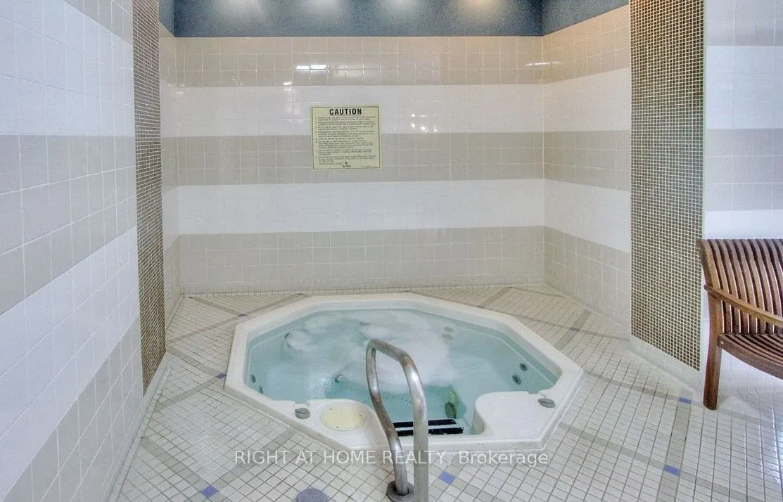 23 Hollywood Avenue, #503