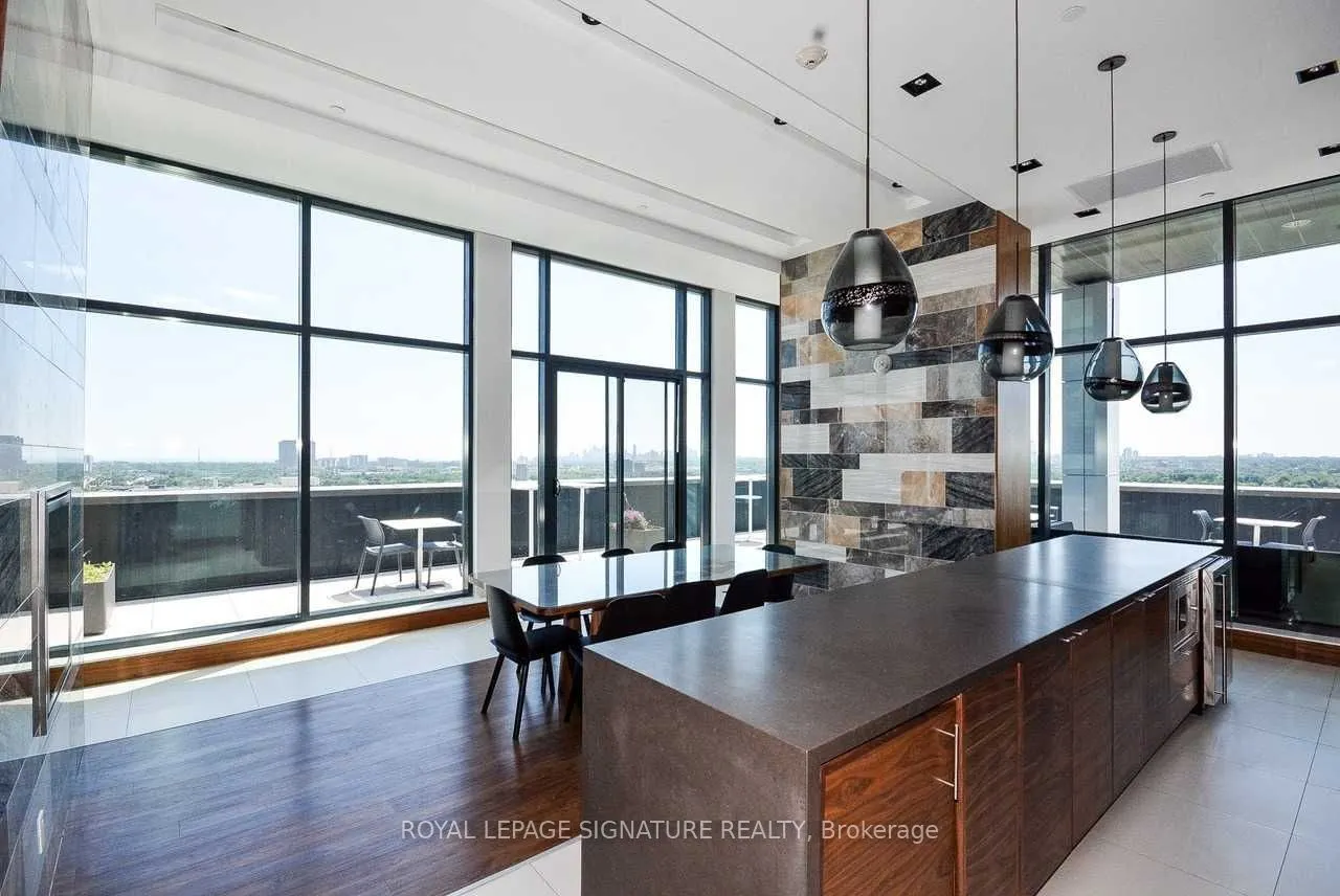 75 The Donway W, #1405