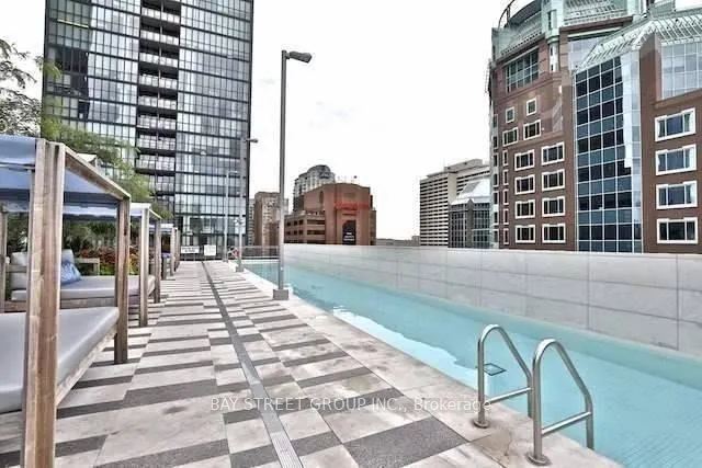 101 Charles Street E, #4210