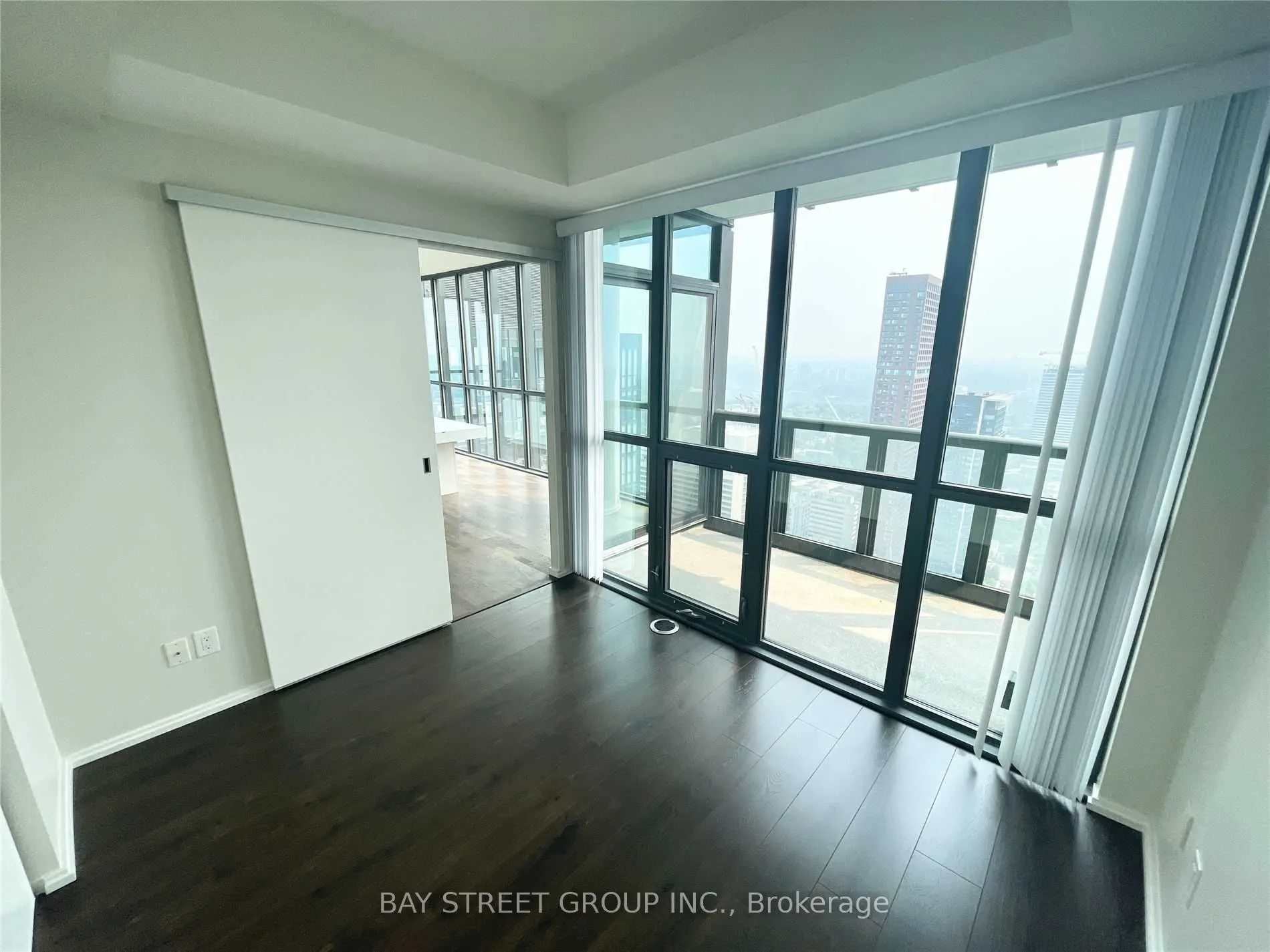 101 Charles Street E, #4210