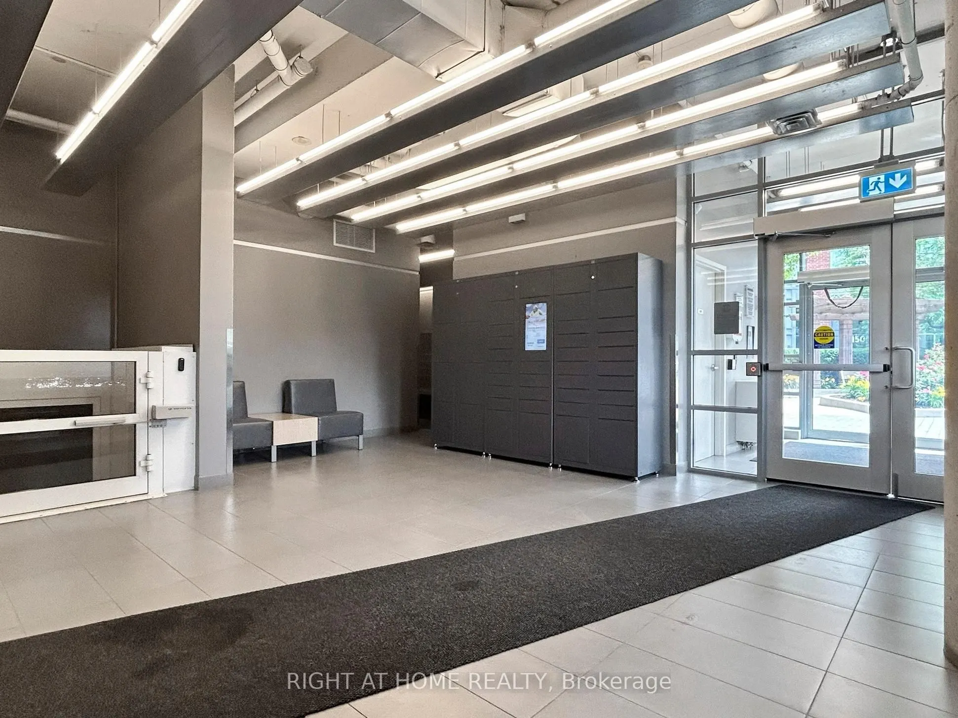 170 sudbury Street E, #415