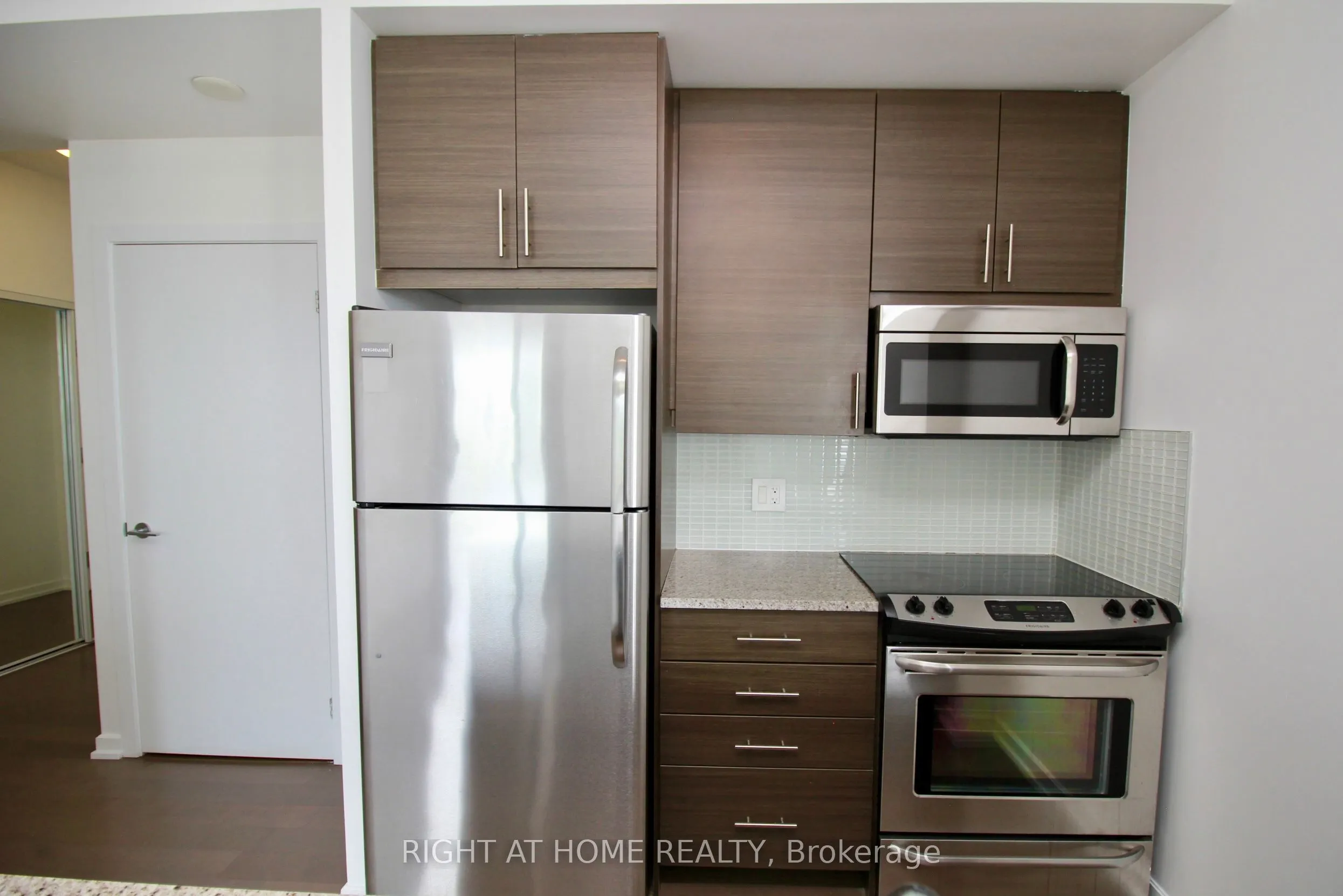 70 Forest Manor Road, #2212