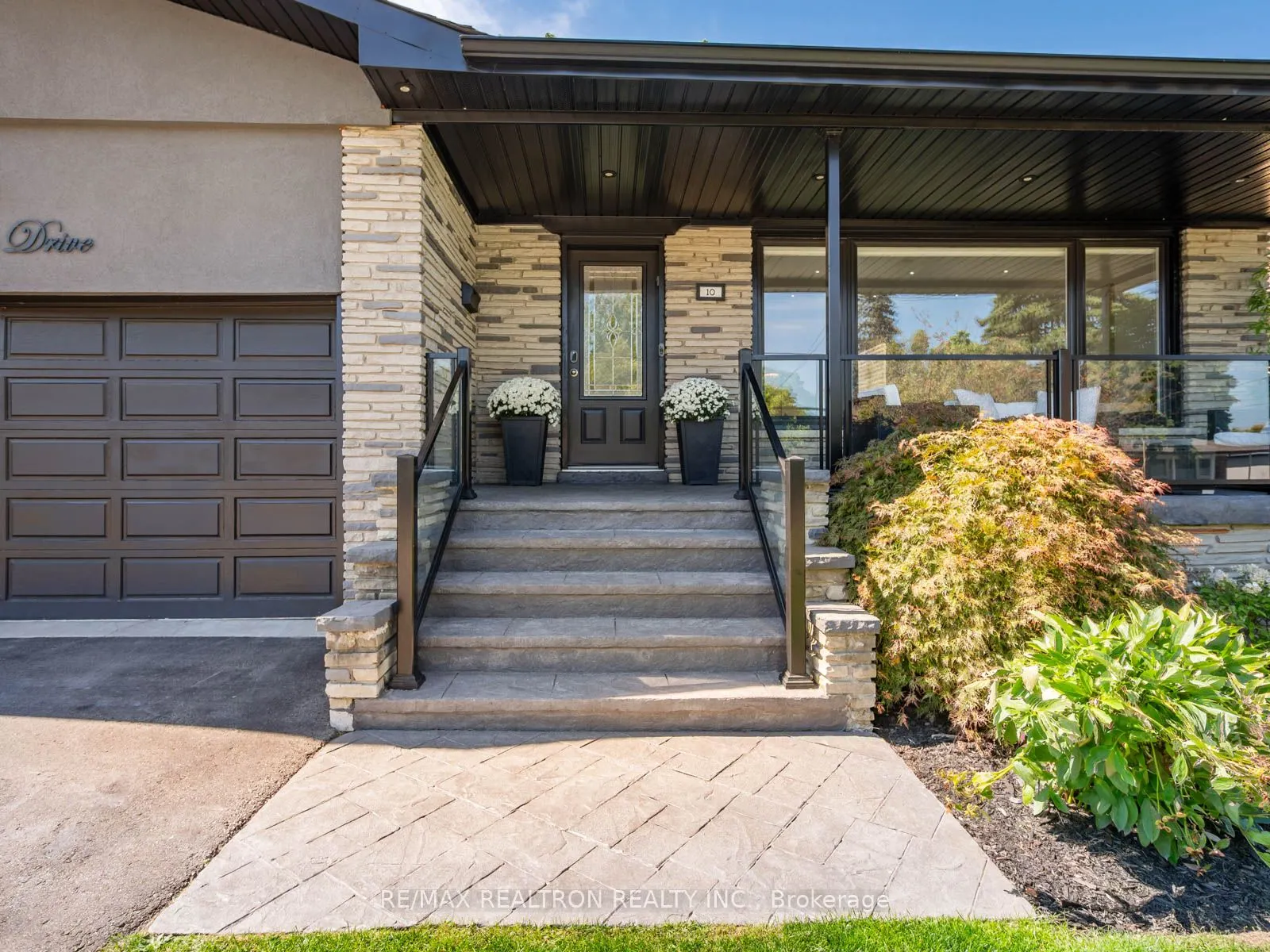 10 Terrydale Drive