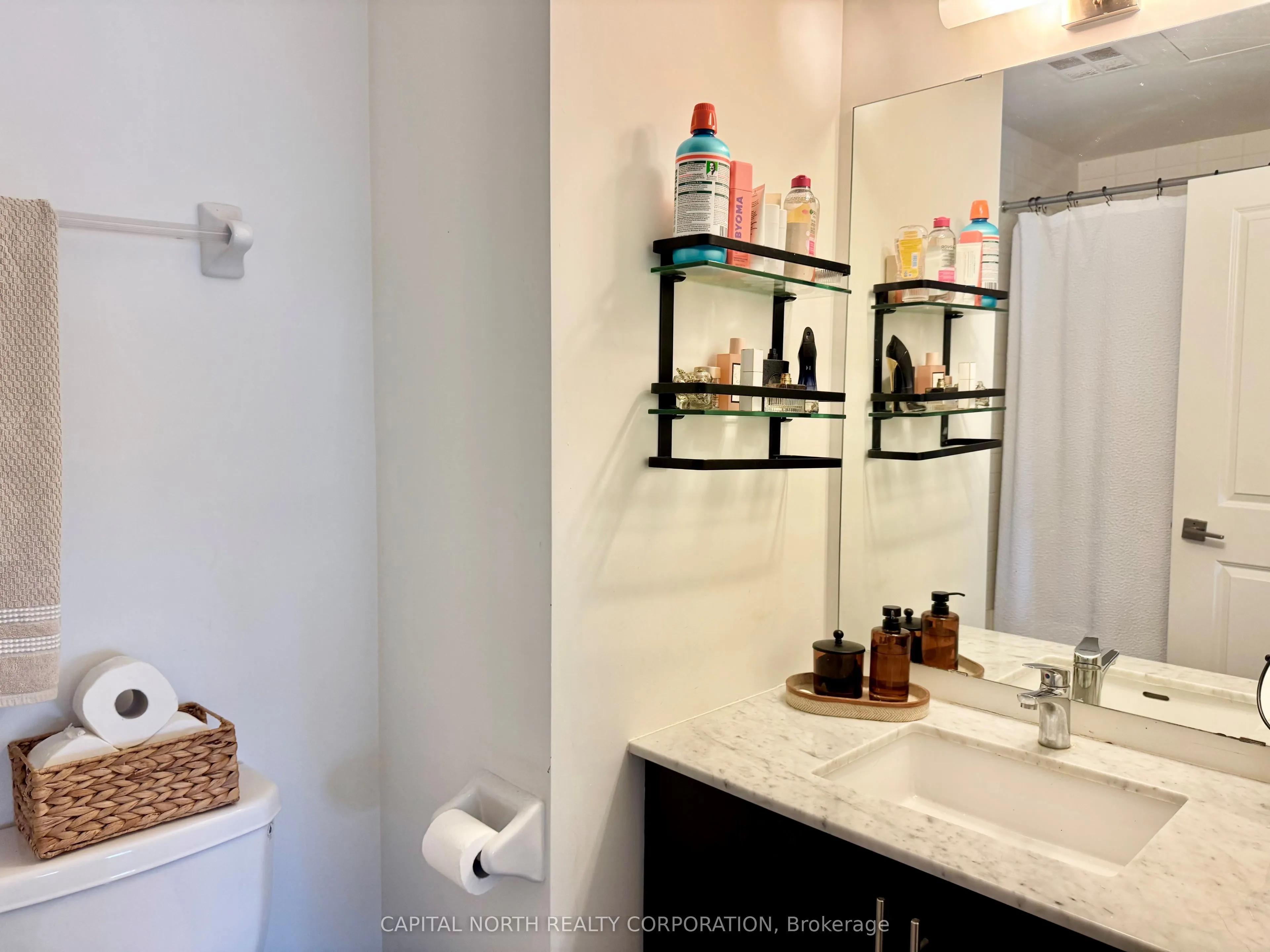 23 Glebe Road W, #617