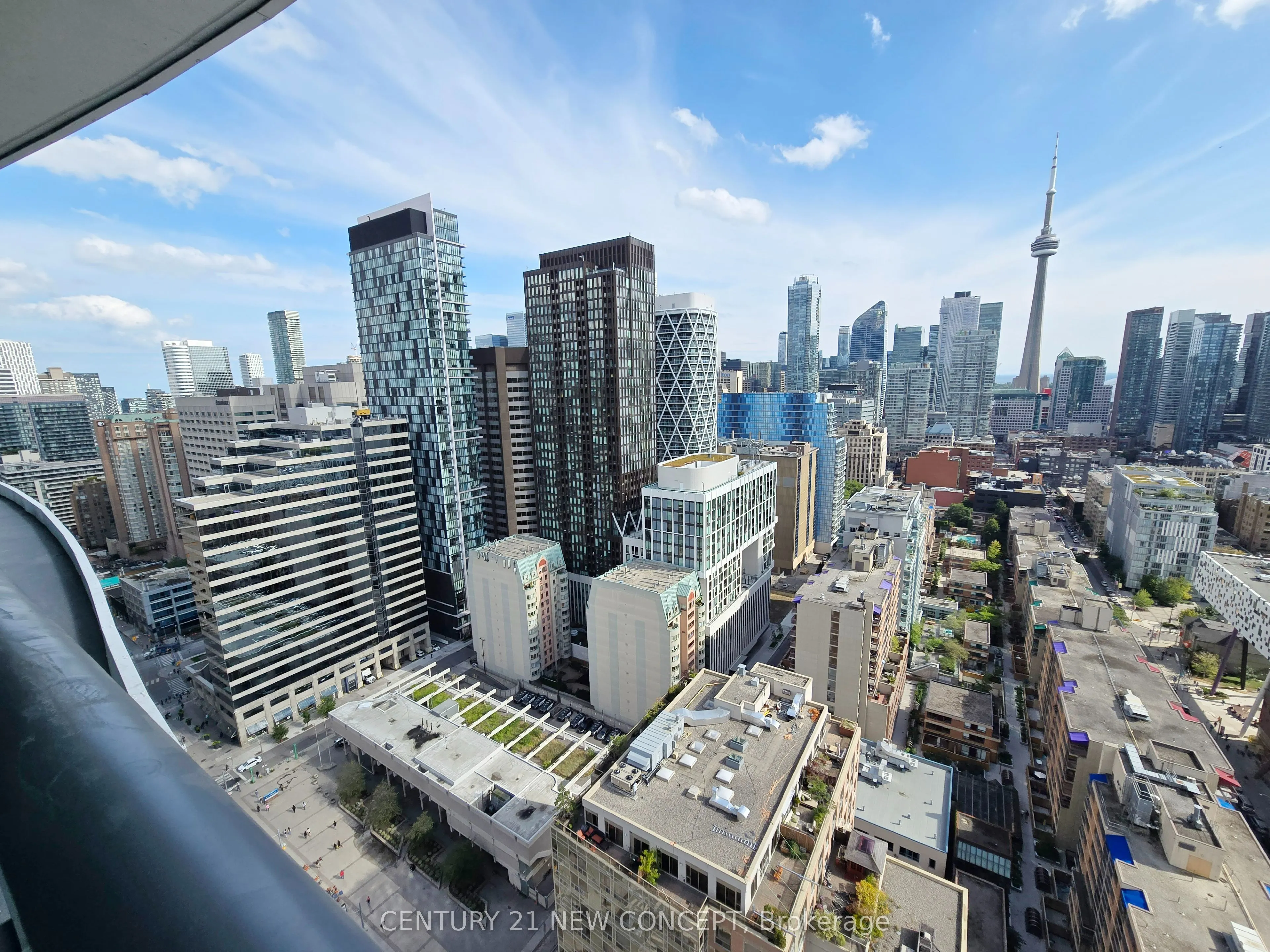 280 Dundas Street W, #2809