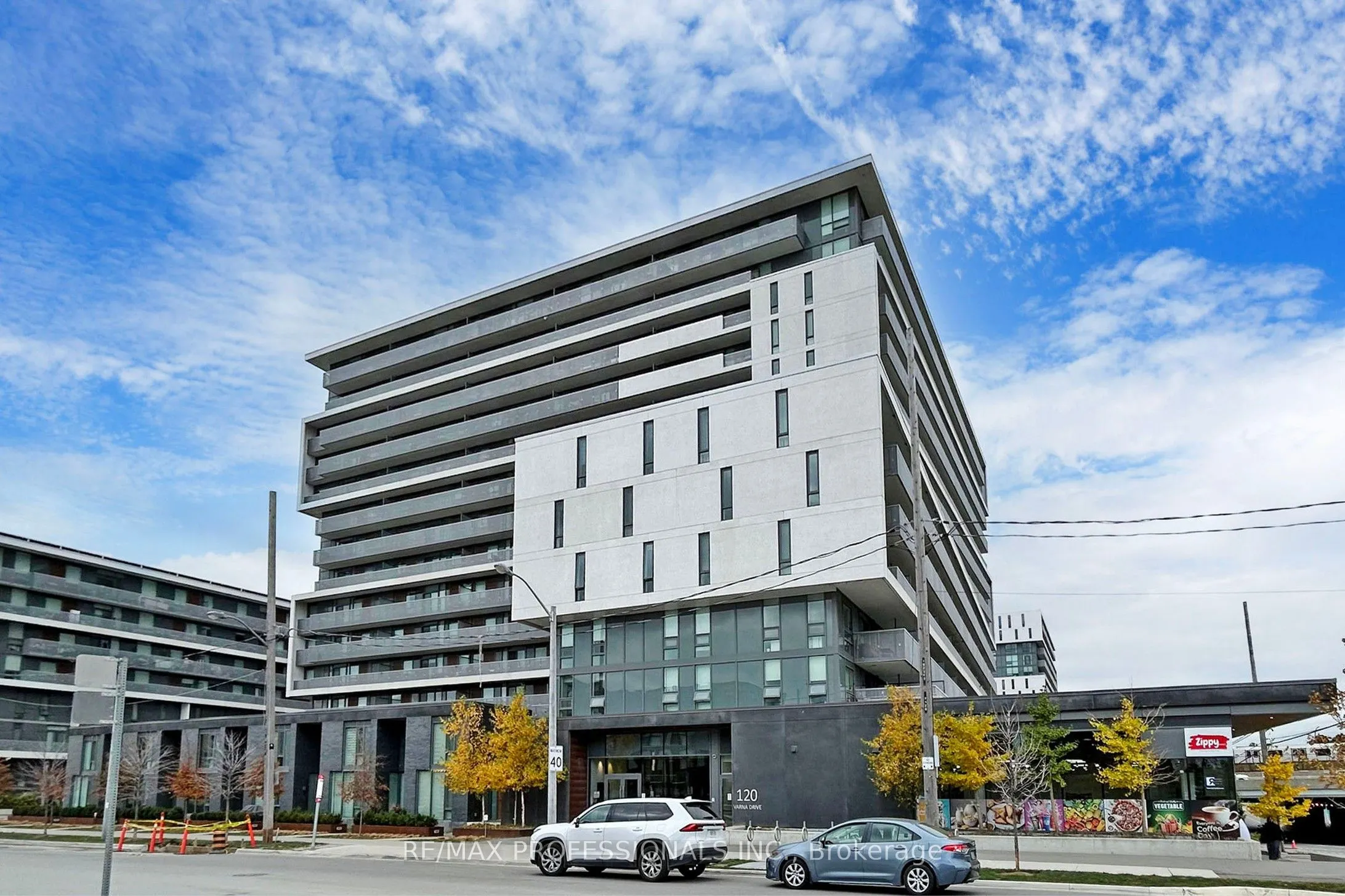 120 Varna Drive, #613
