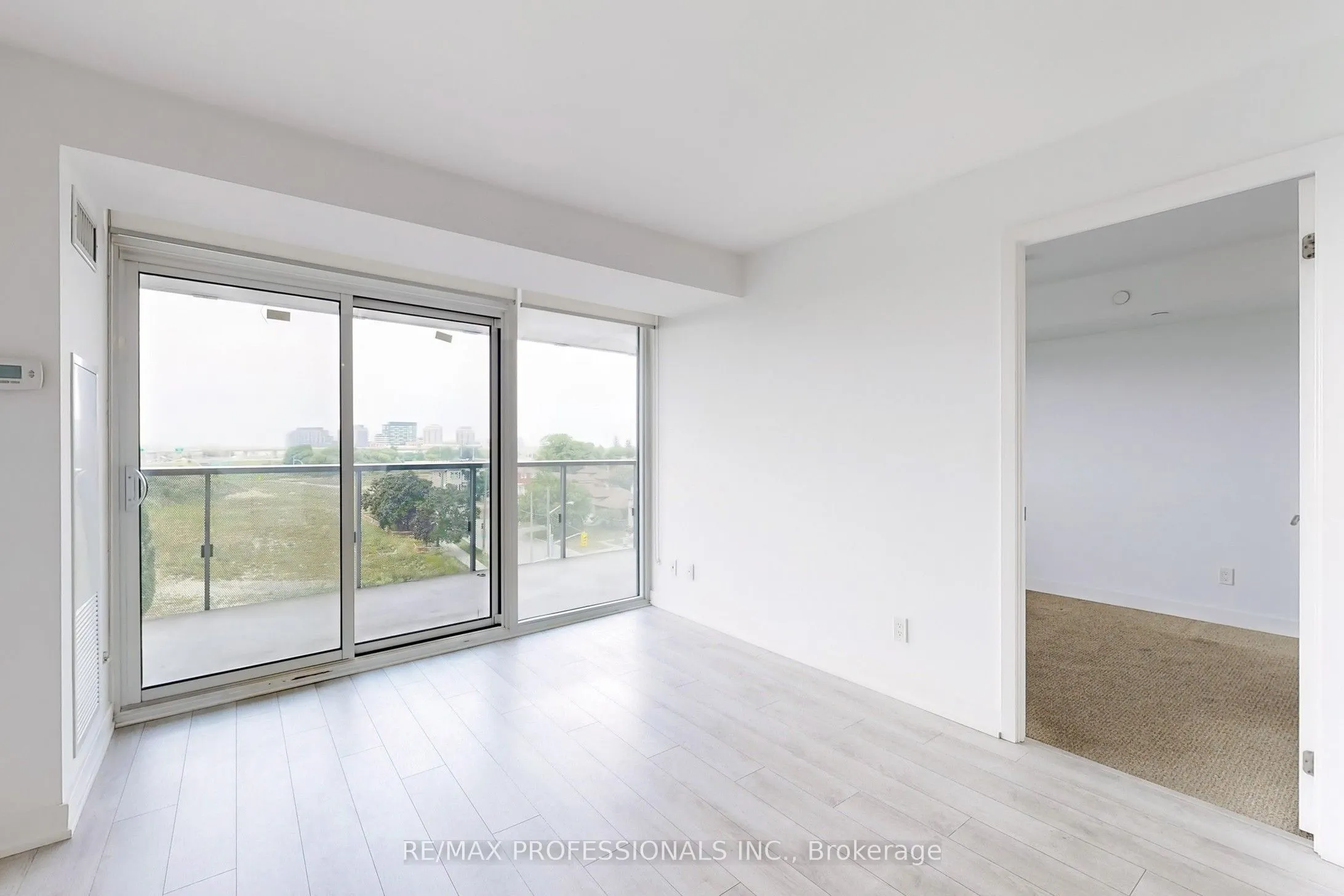 120 Varna Drive, #613