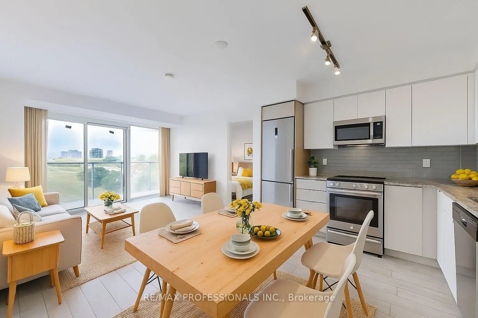 120 Varna Drive, #613