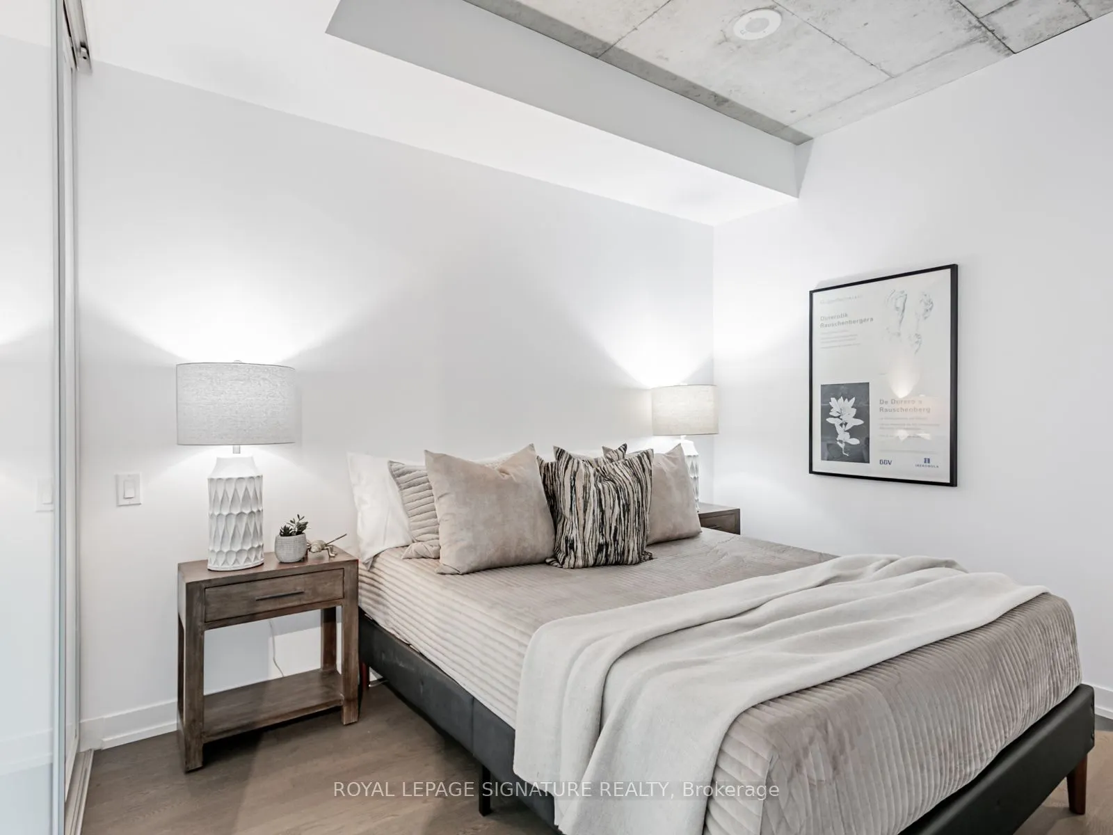 560 King Street W, #418