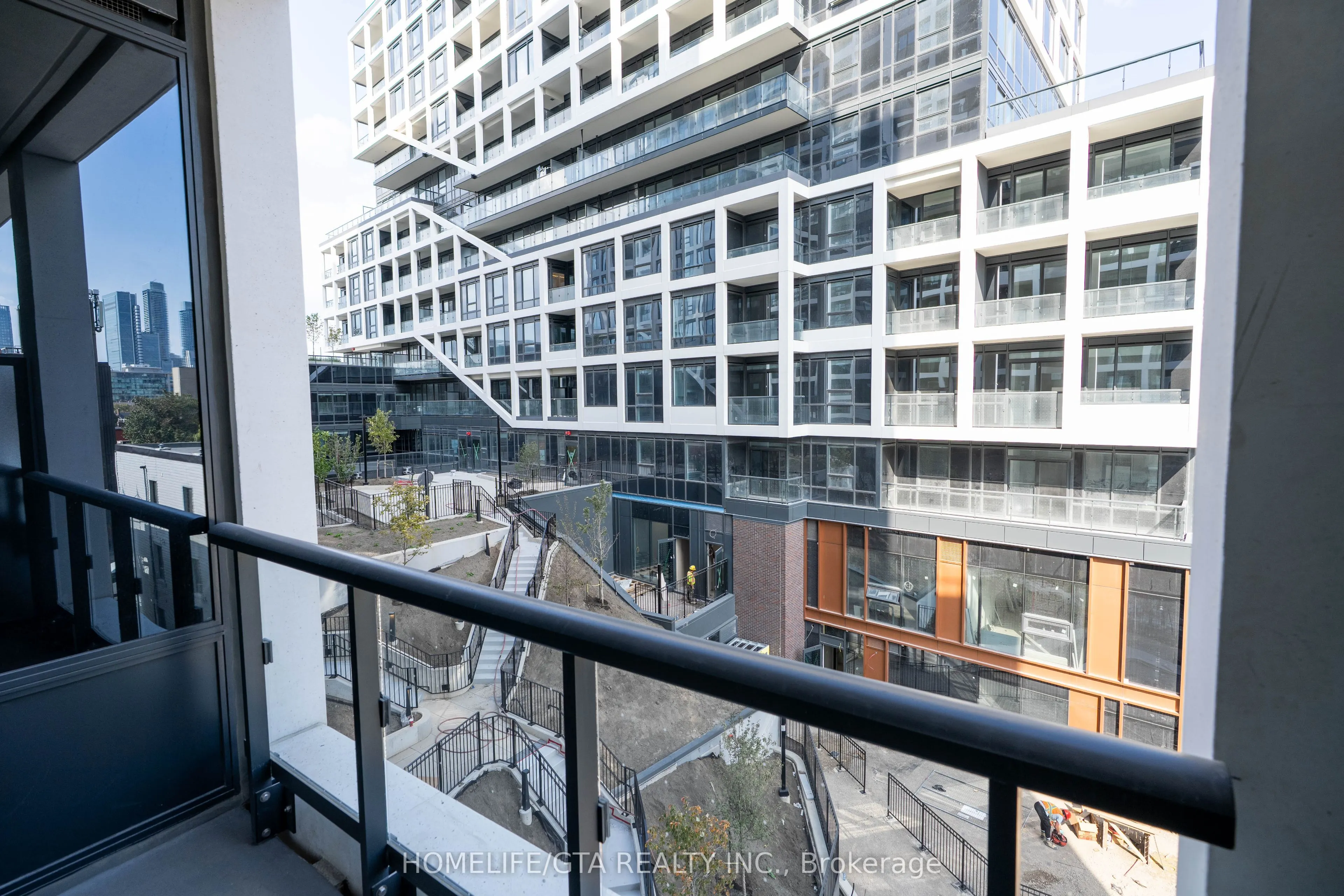 115 Denison Avenue, #403