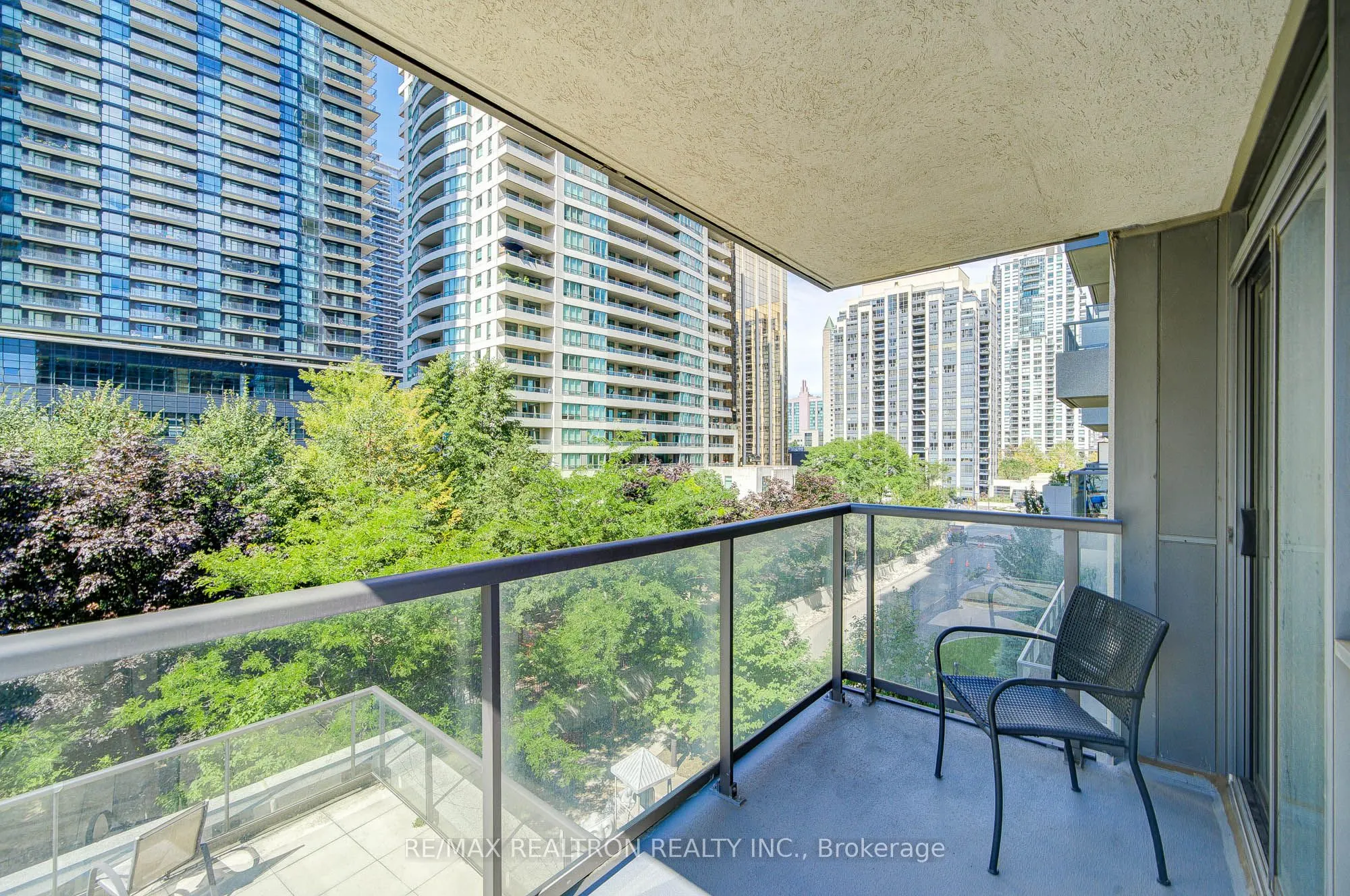 35 Hollywood Avenue, #509