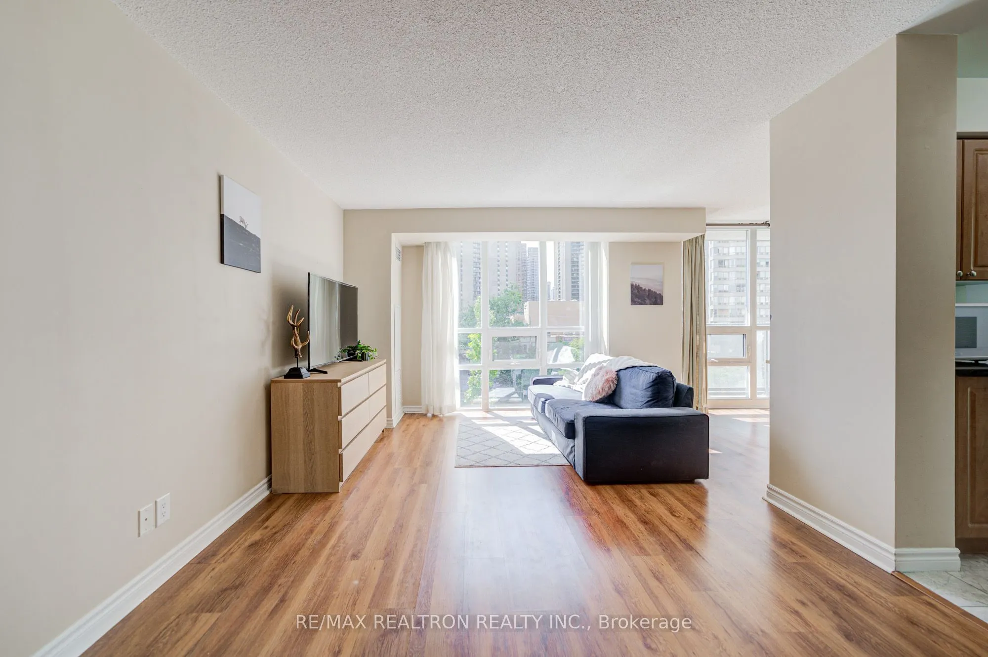 35 Hollywood Avenue, #509
