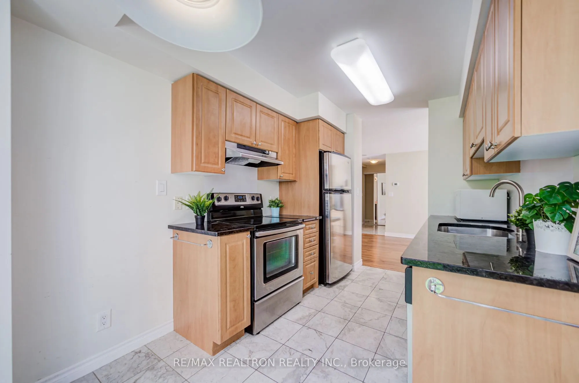 35 Hollywood Avenue, #509