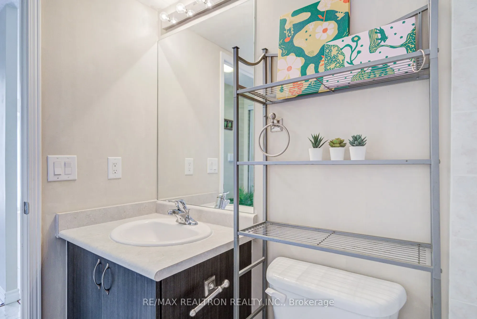 35 Hollywood Avenue, #509