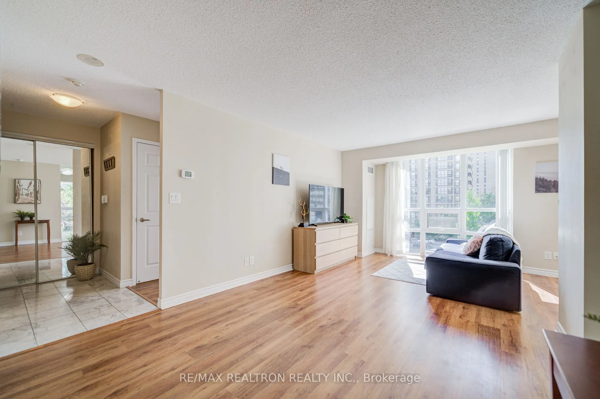 35 Hollywood Avenue, #509