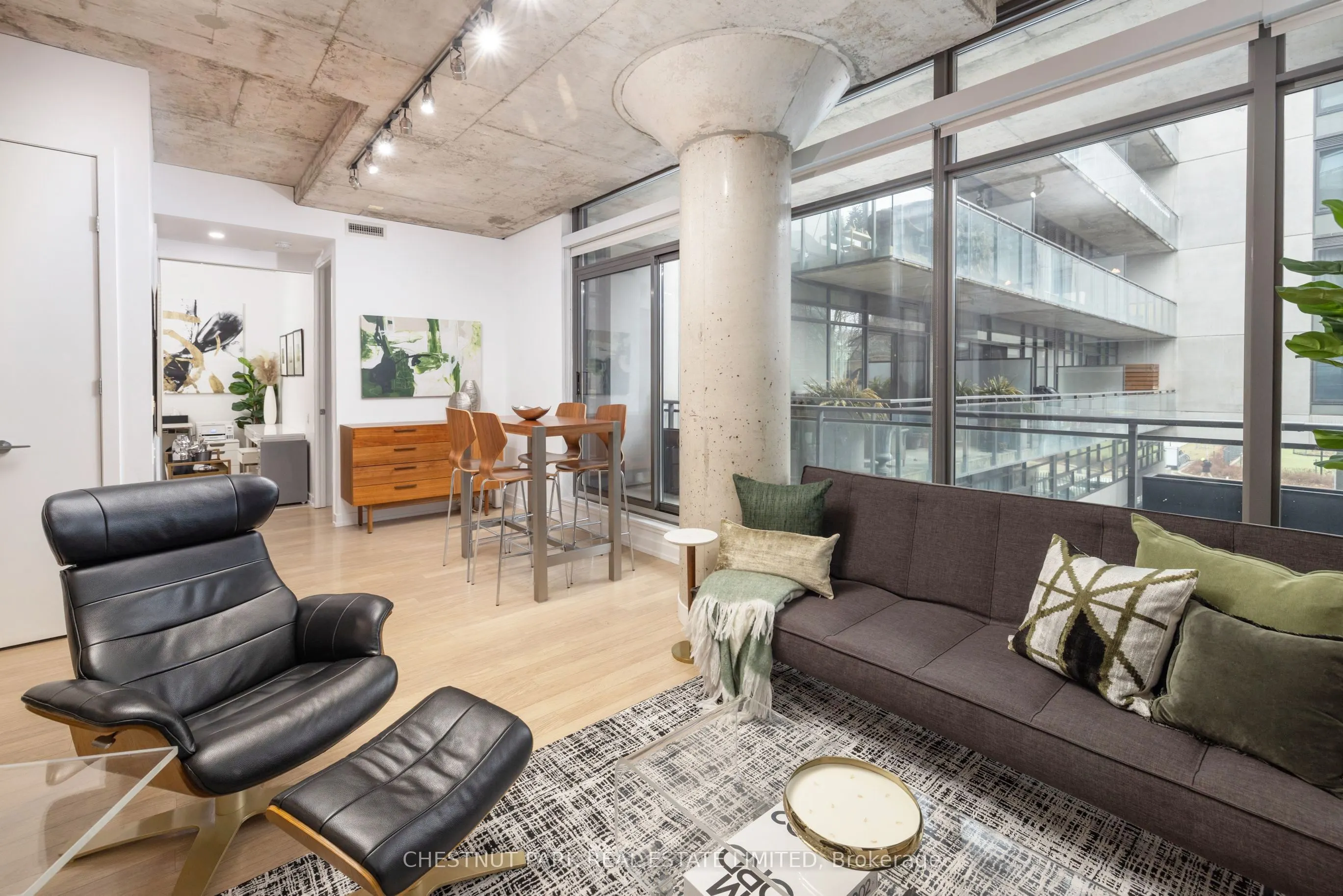 10 Morrison Street, #301