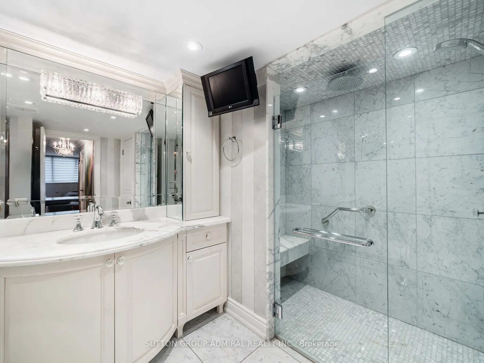 65 Spring Garden Avenue, #210