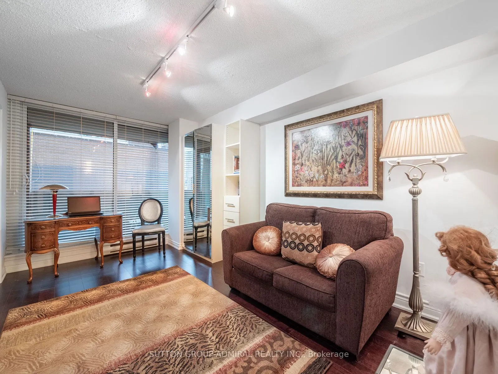 65 Spring Garden Avenue, #210
