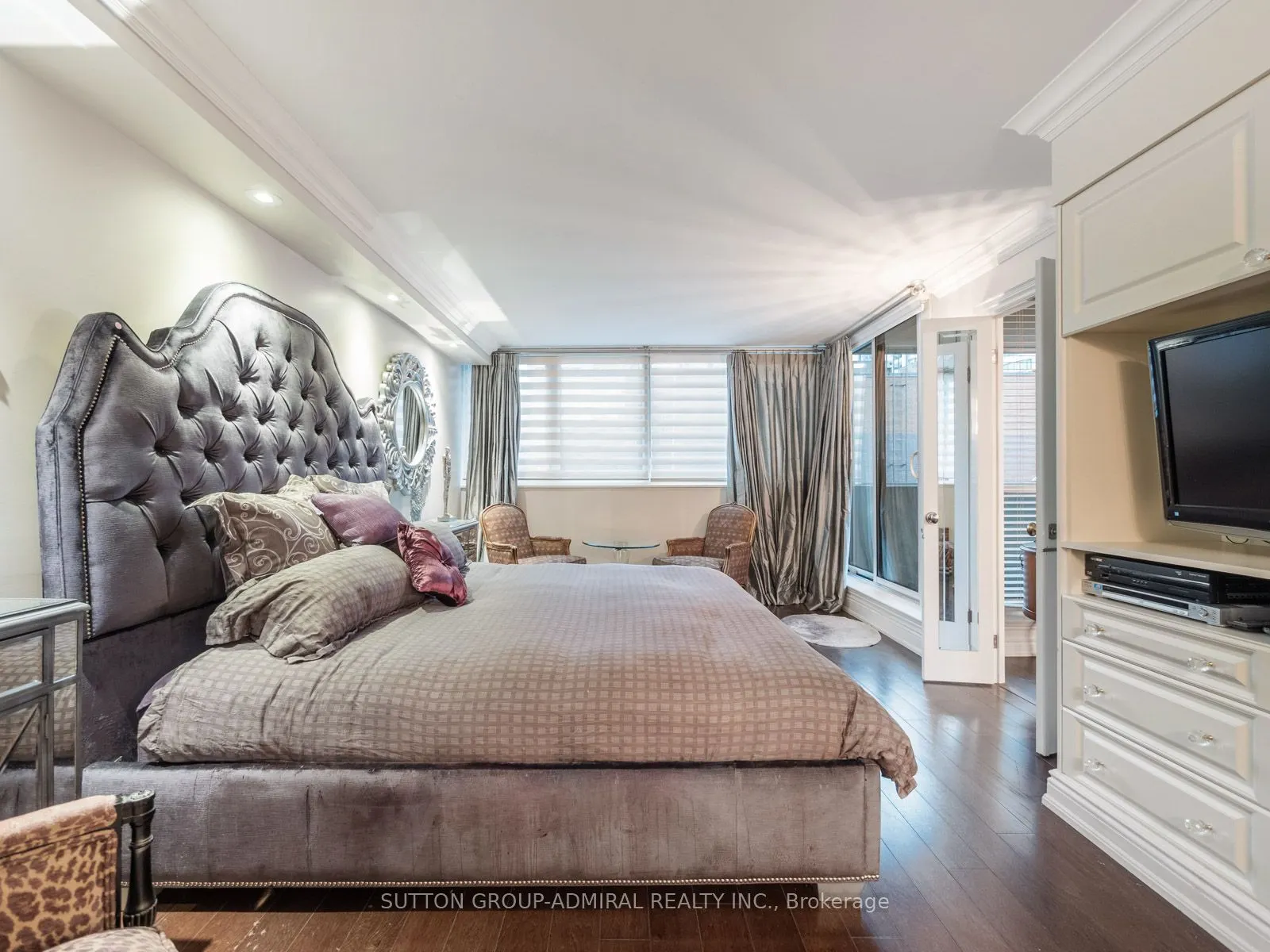 65 Spring Garden Avenue, #210