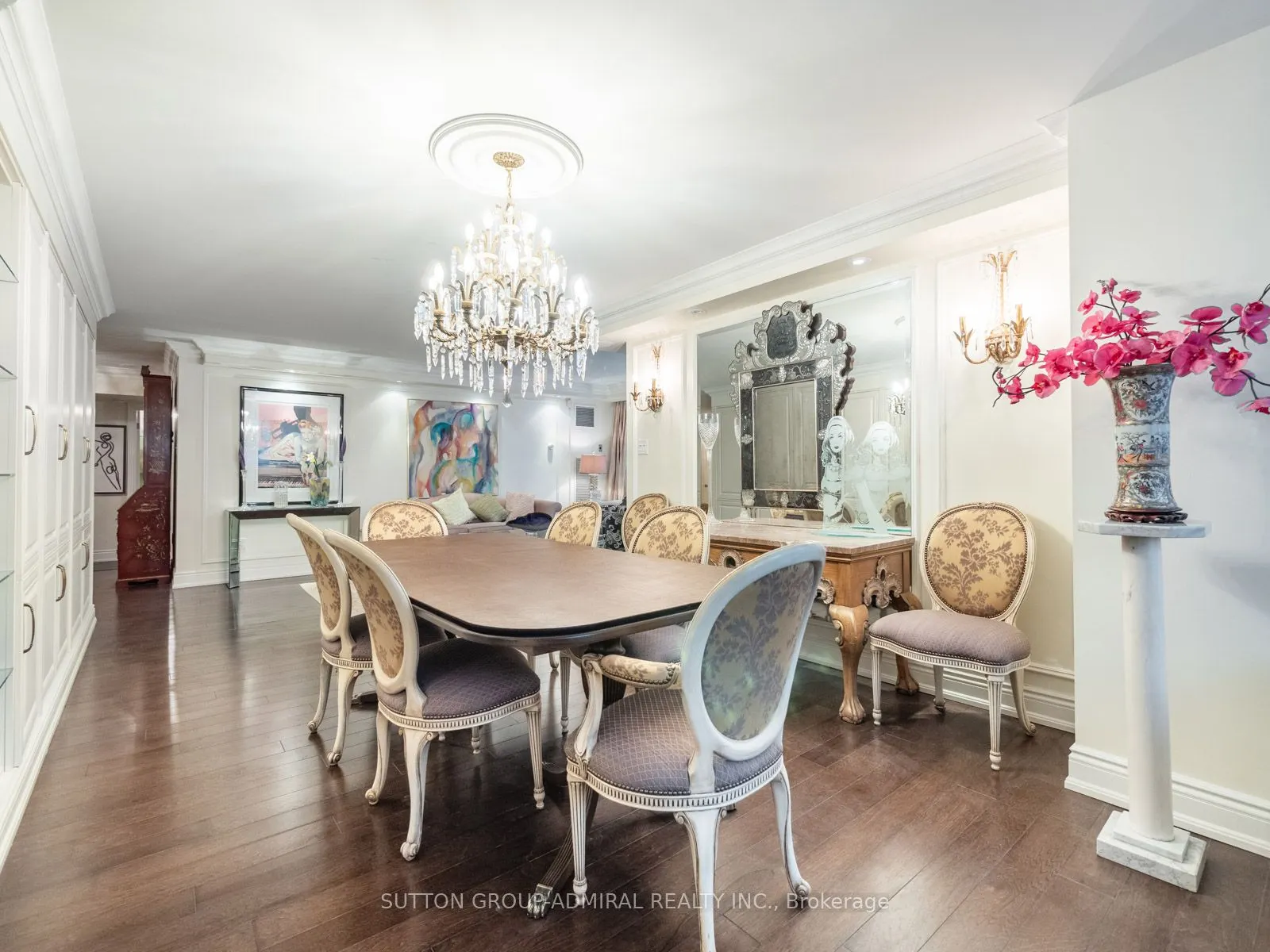65 Spring Garden Avenue, #210