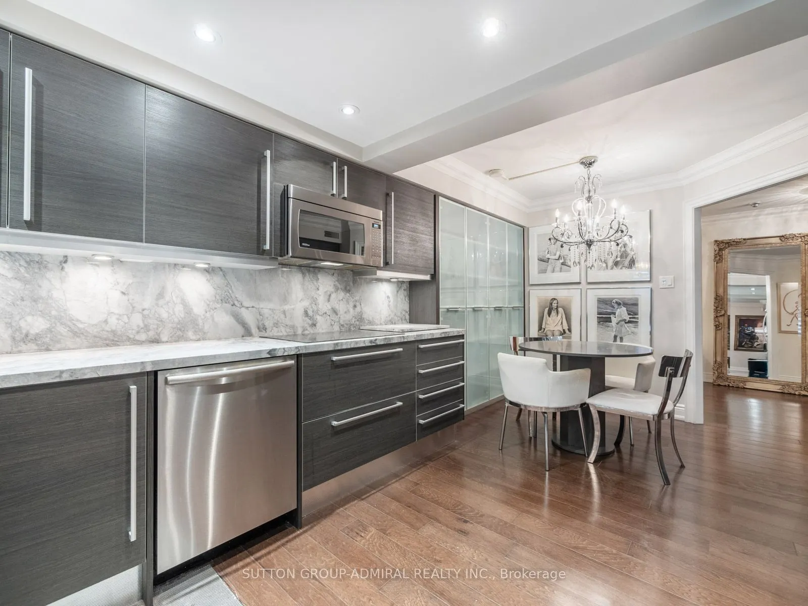 65 Spring Garden Avenue, #210